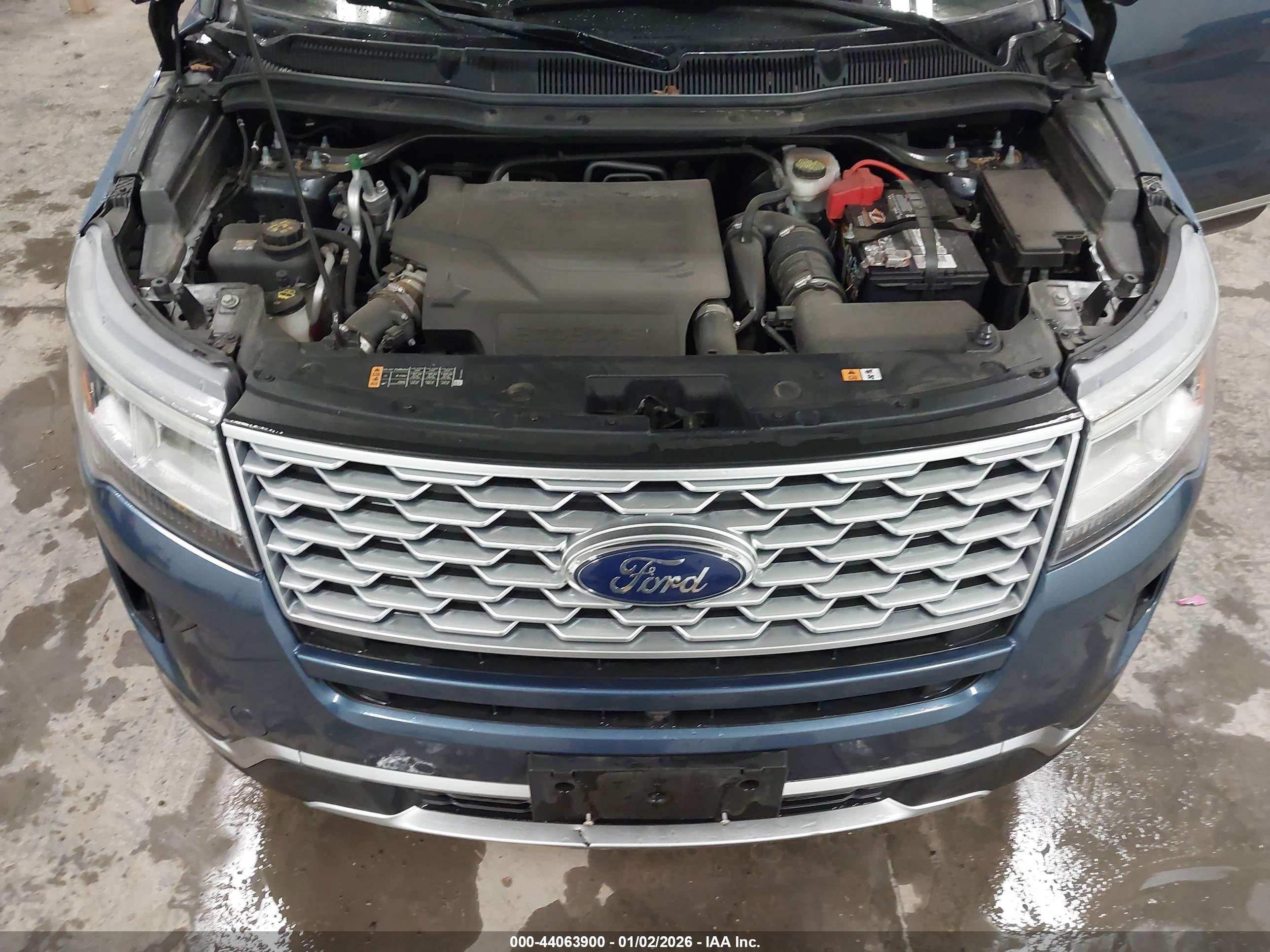FORD EXPLORER image 10