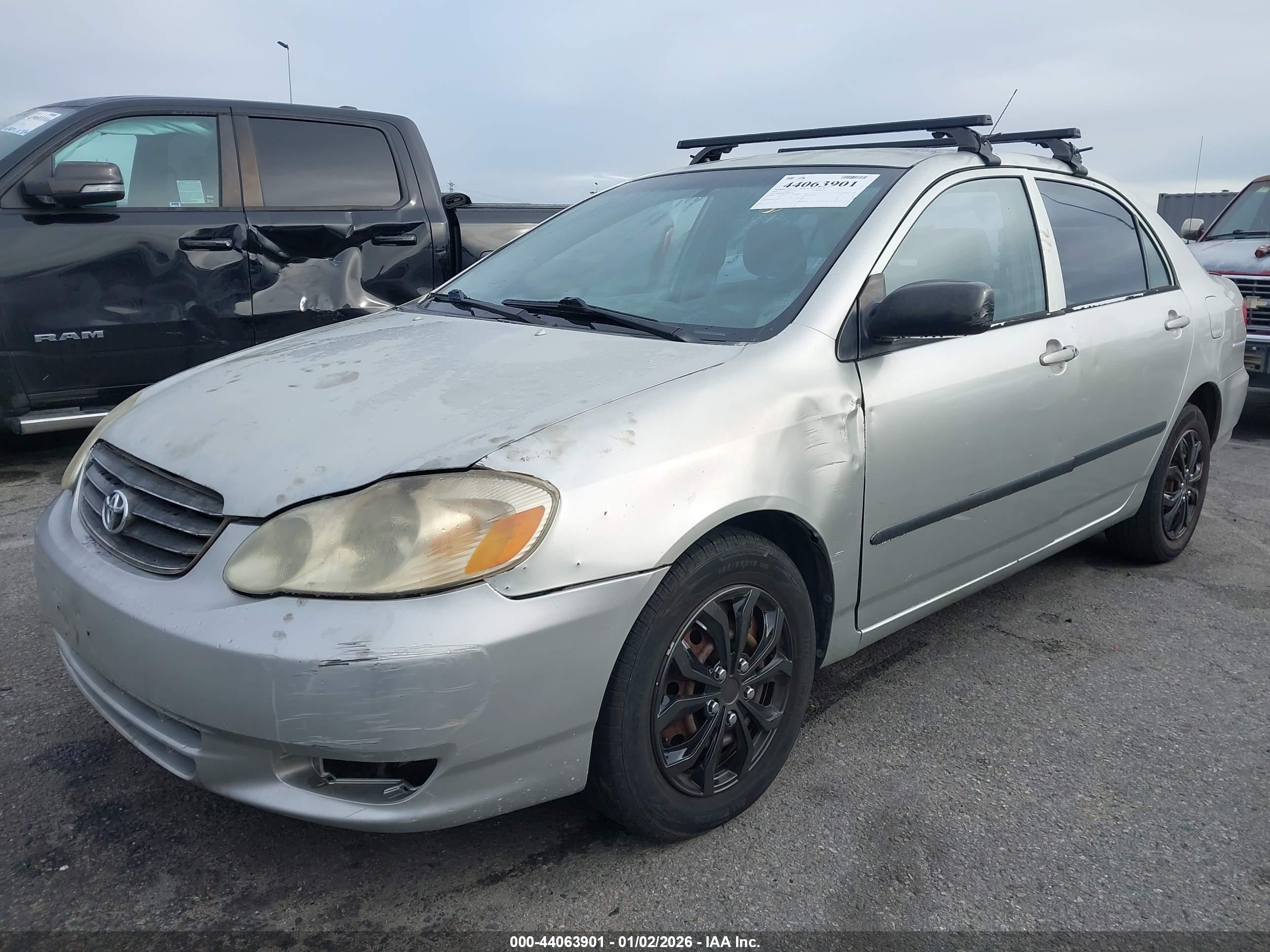TOYOTA COROLLA image 2