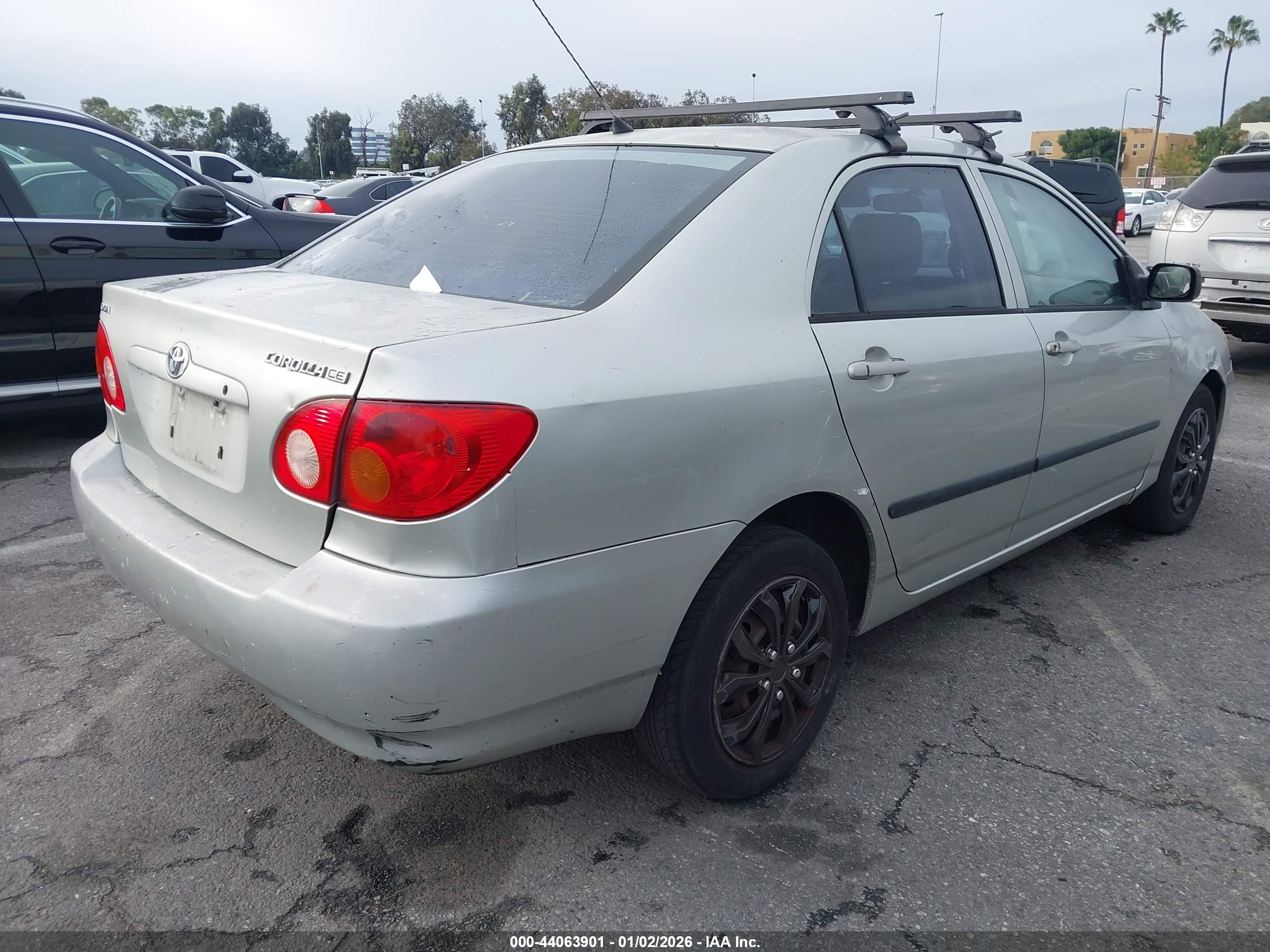 TOYOTA COROLLA image 4