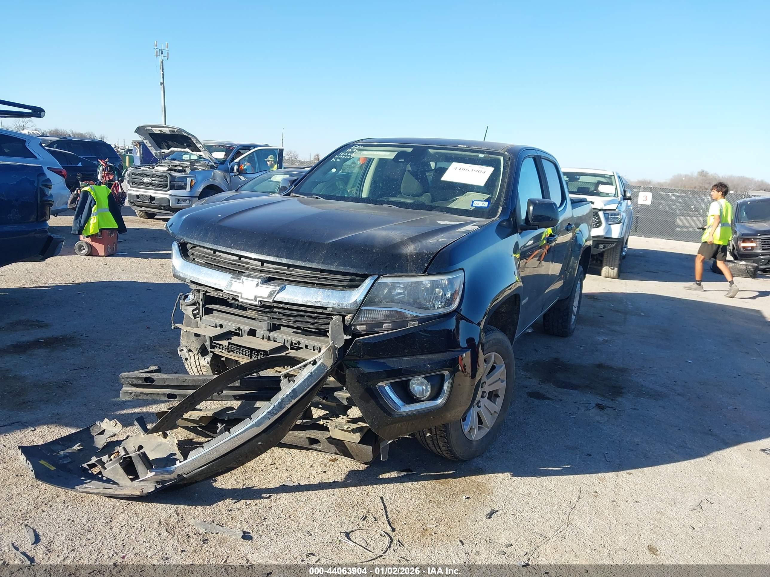 CHEVROLET COLORADO image 2