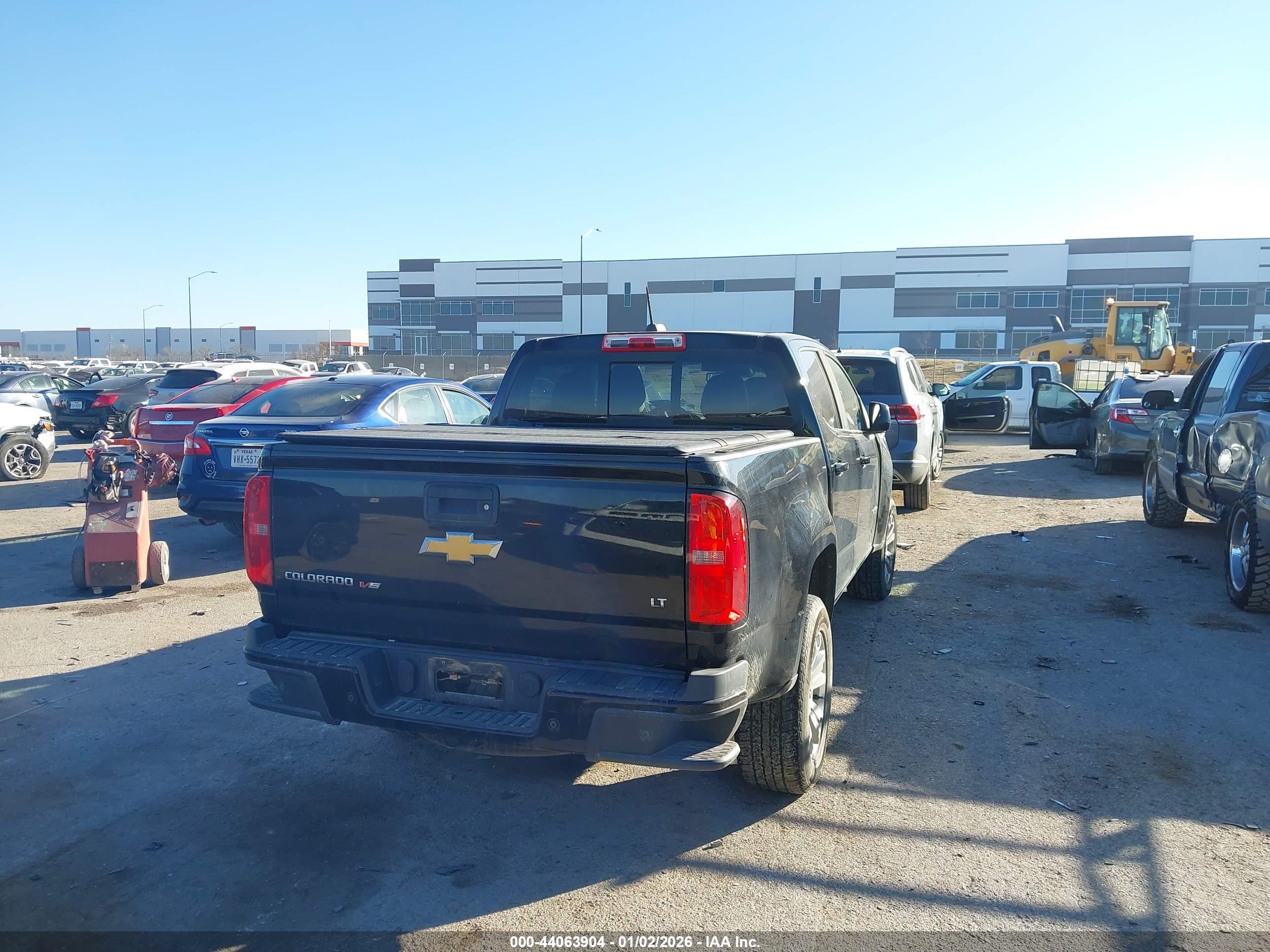 CHEVROLET COLORADO image 4