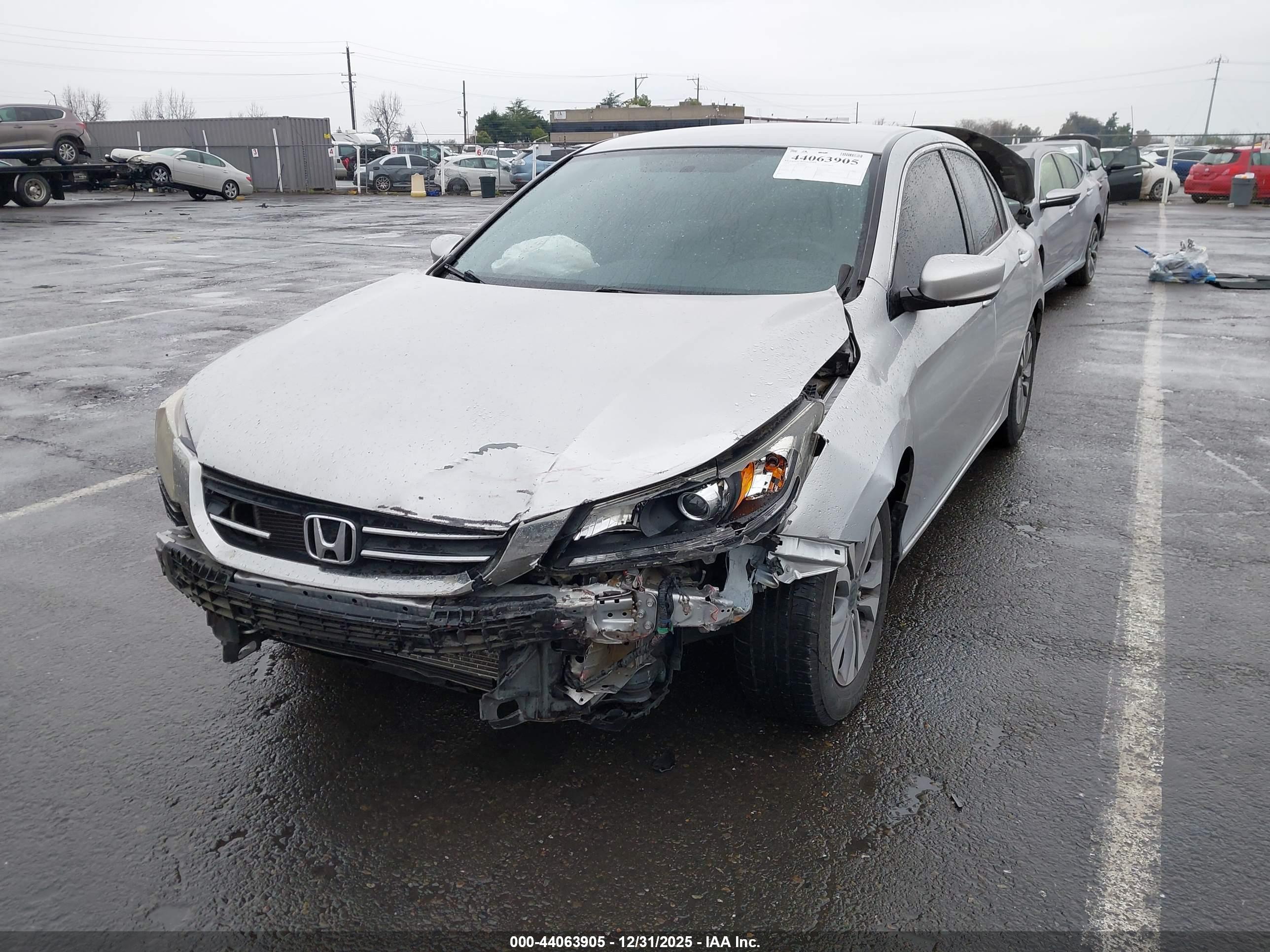 HONDA ACCORD image 2