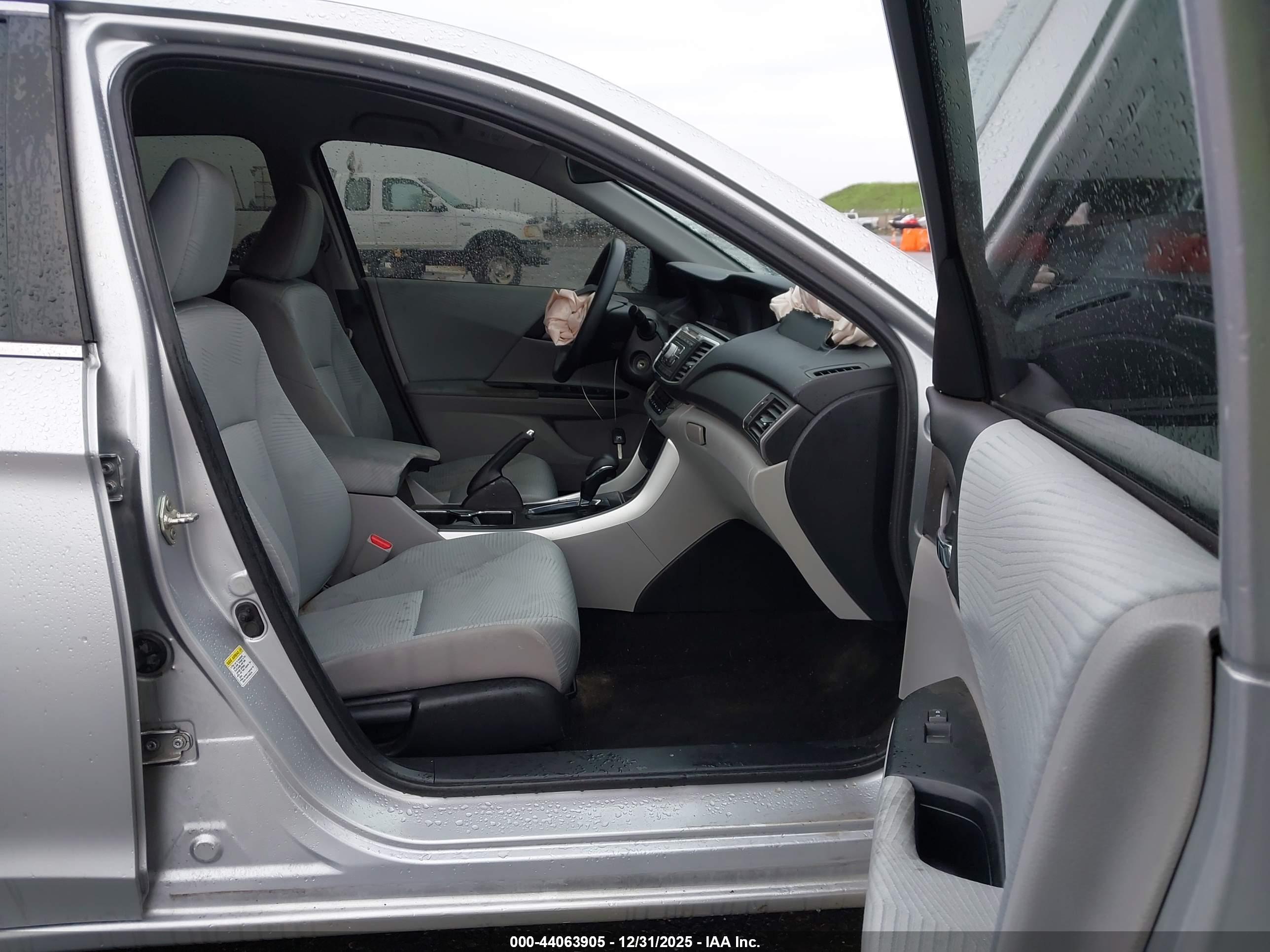 HONDA ACCORD image 5