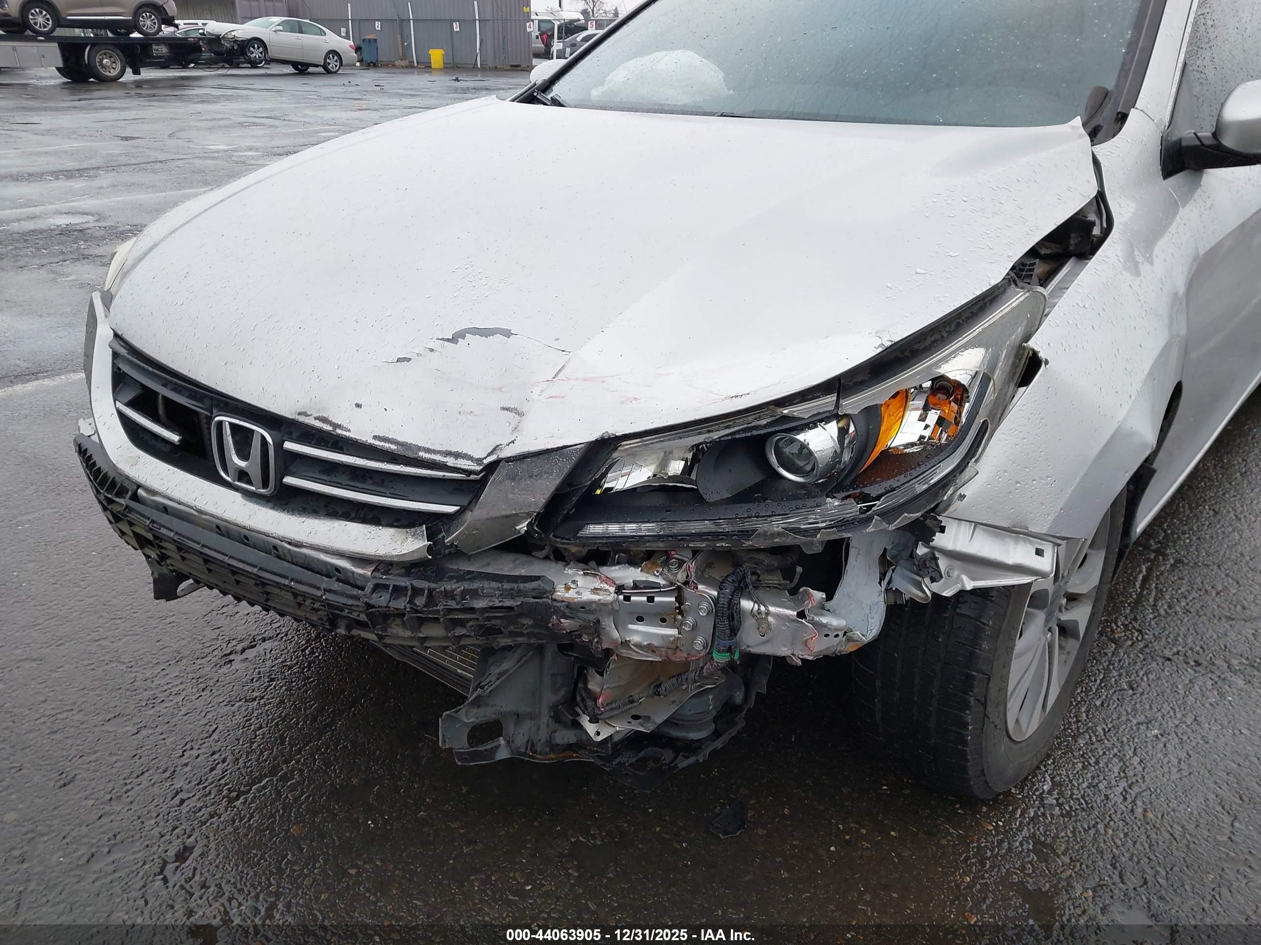 HONDA ACCORD image 6