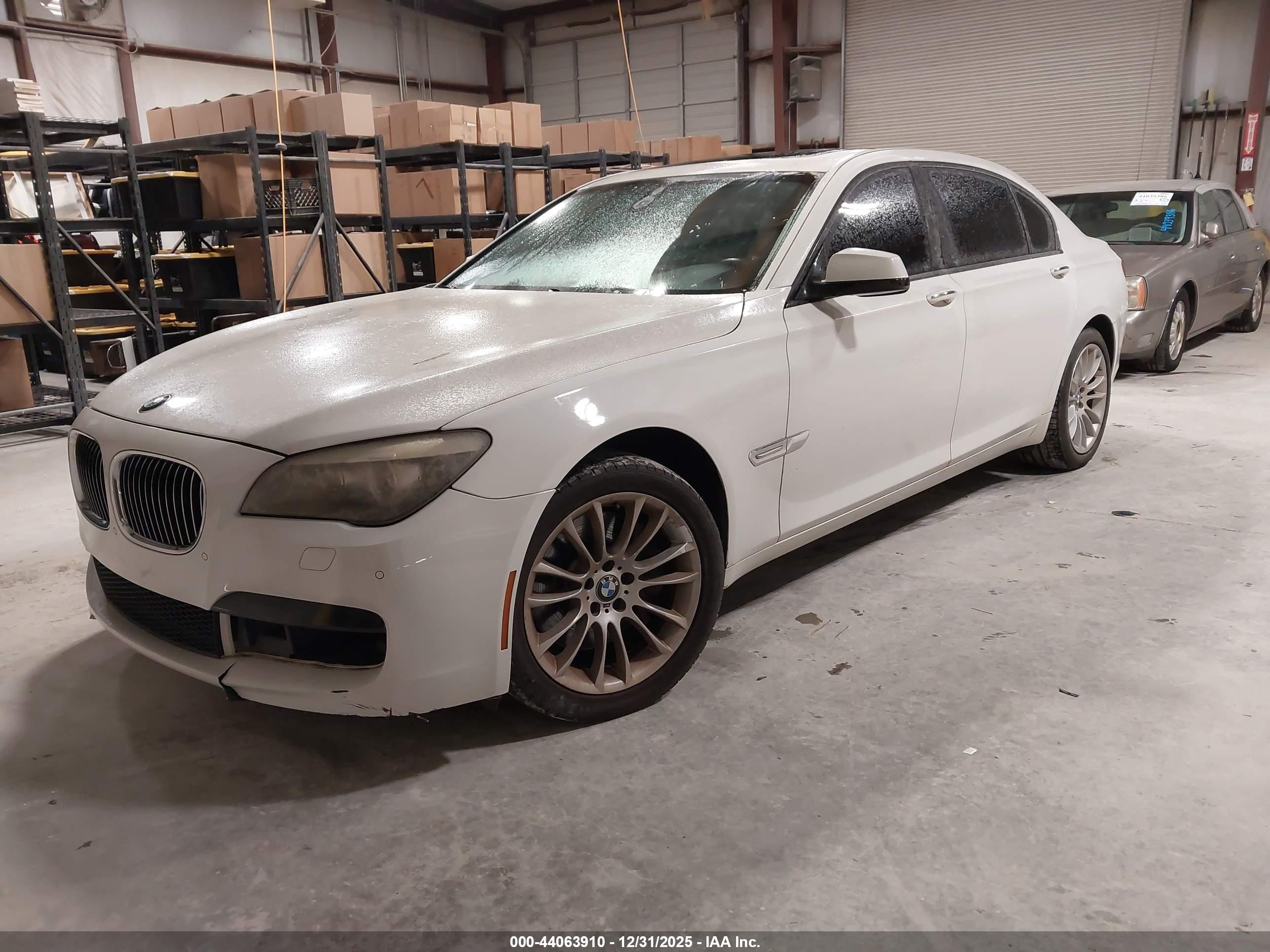BMW 750LI image 2