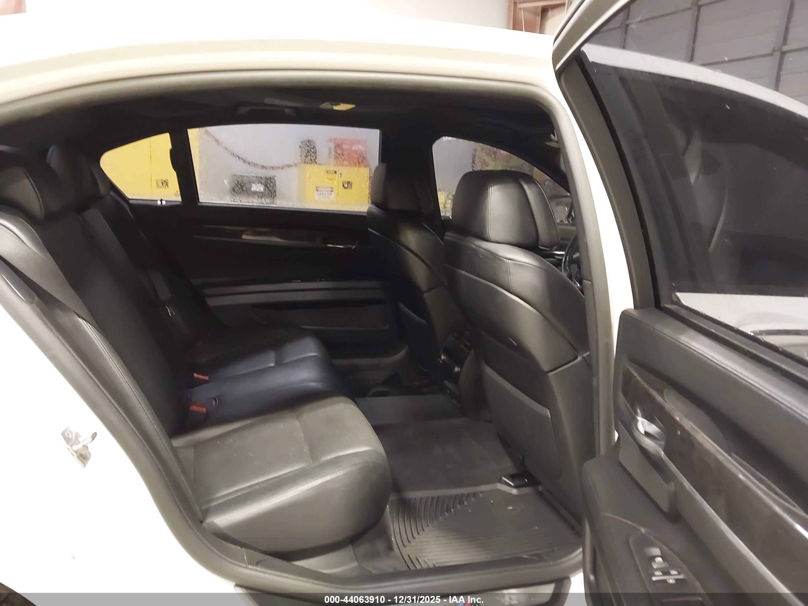 BMW 750LI image 8