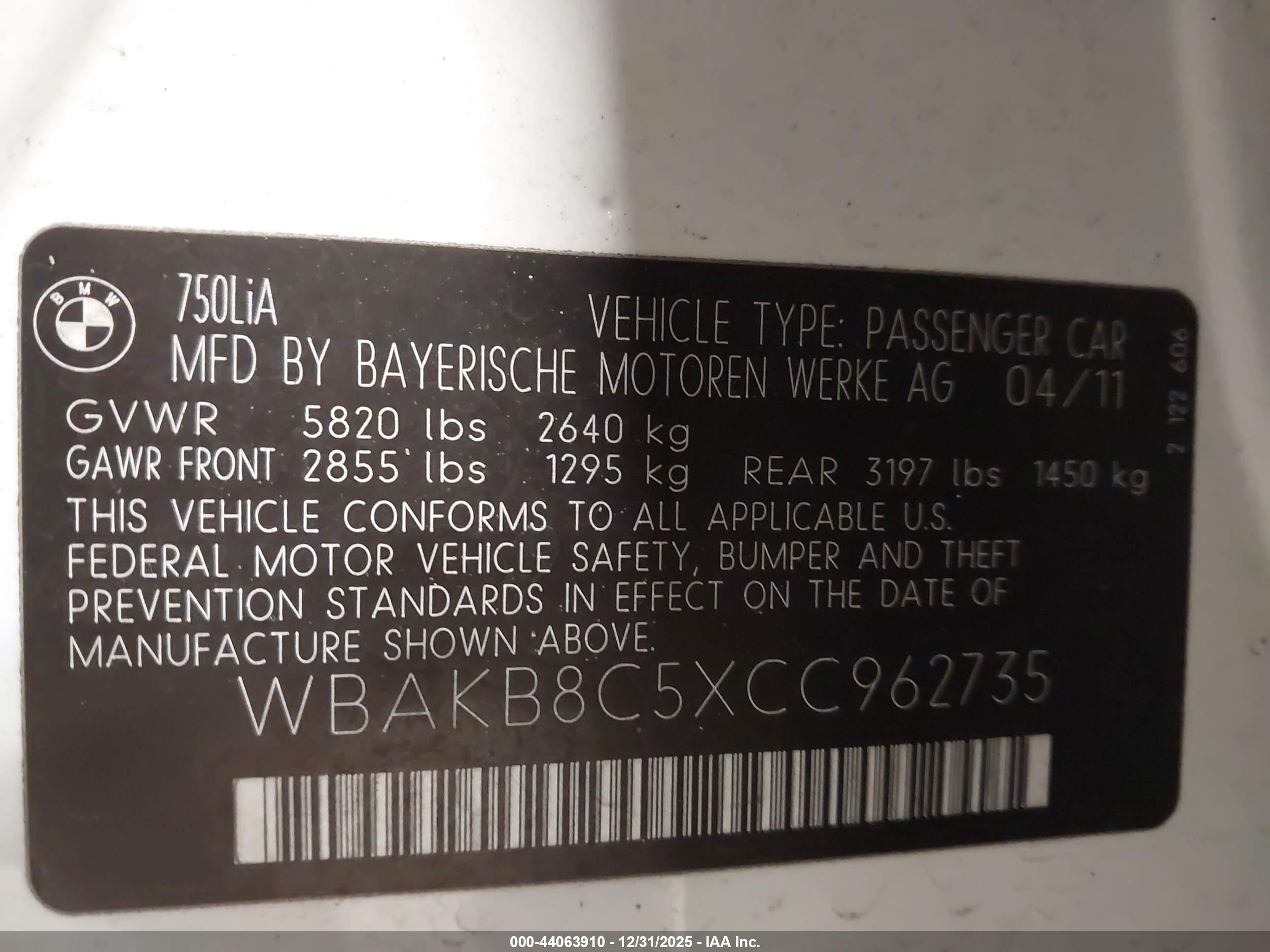 BMW 750LI image 9