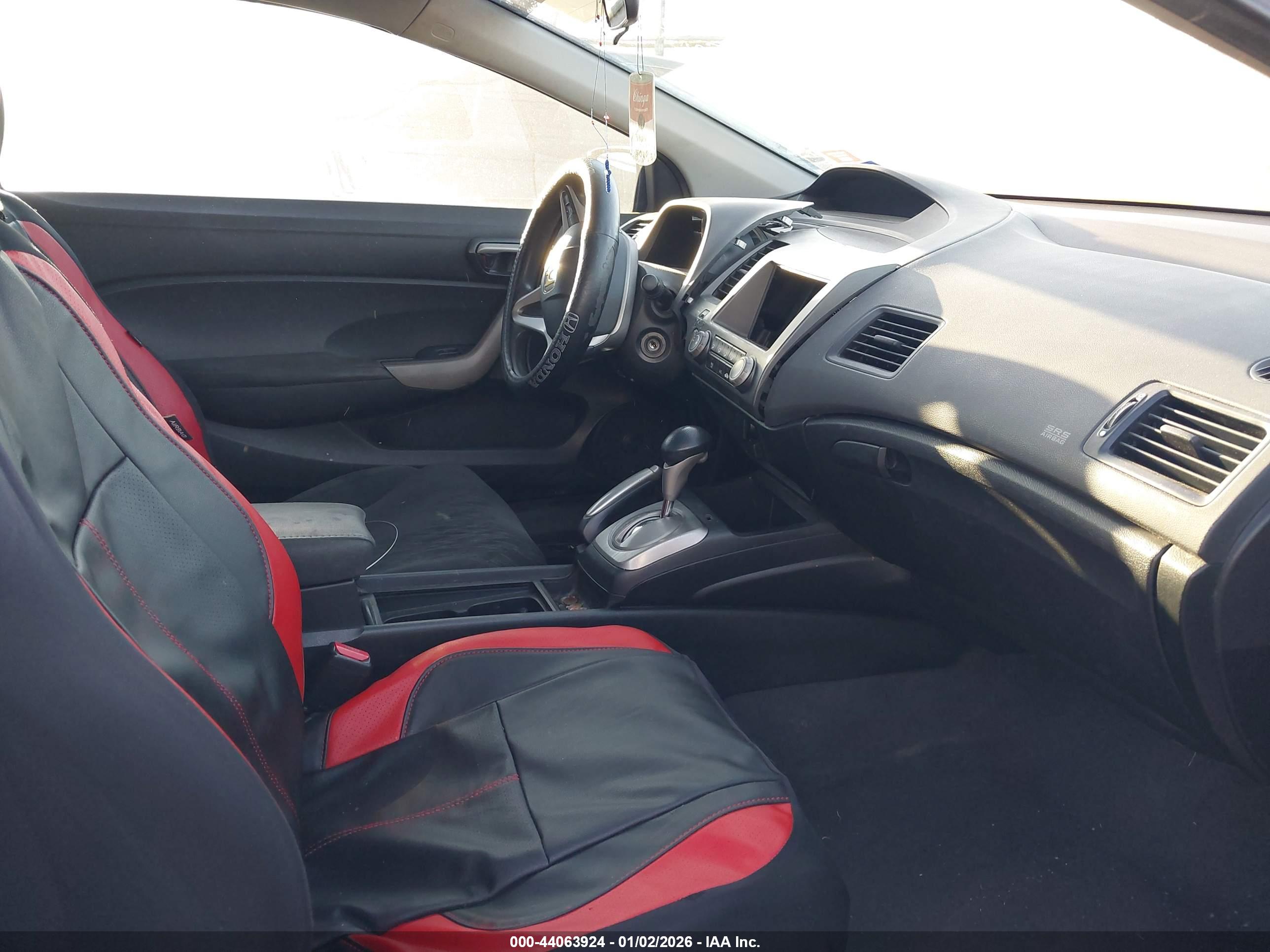 HONDA CIVIC image 5