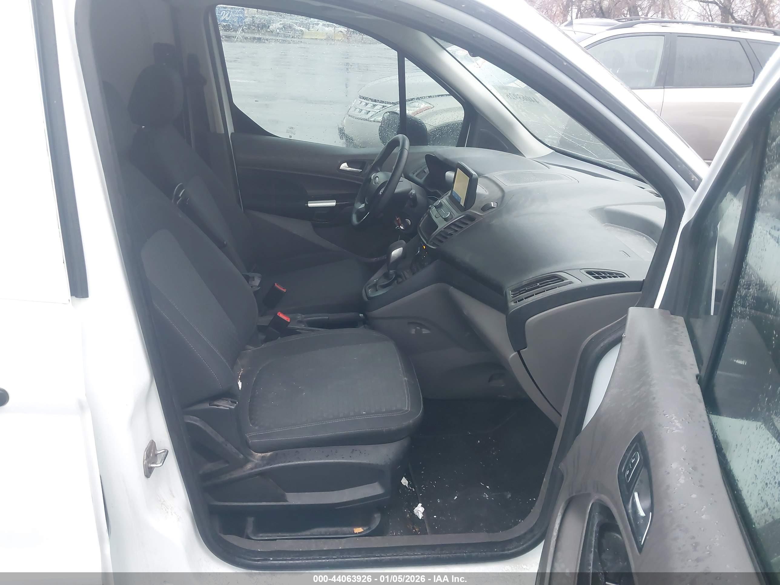 FORD TRANSIT image 5