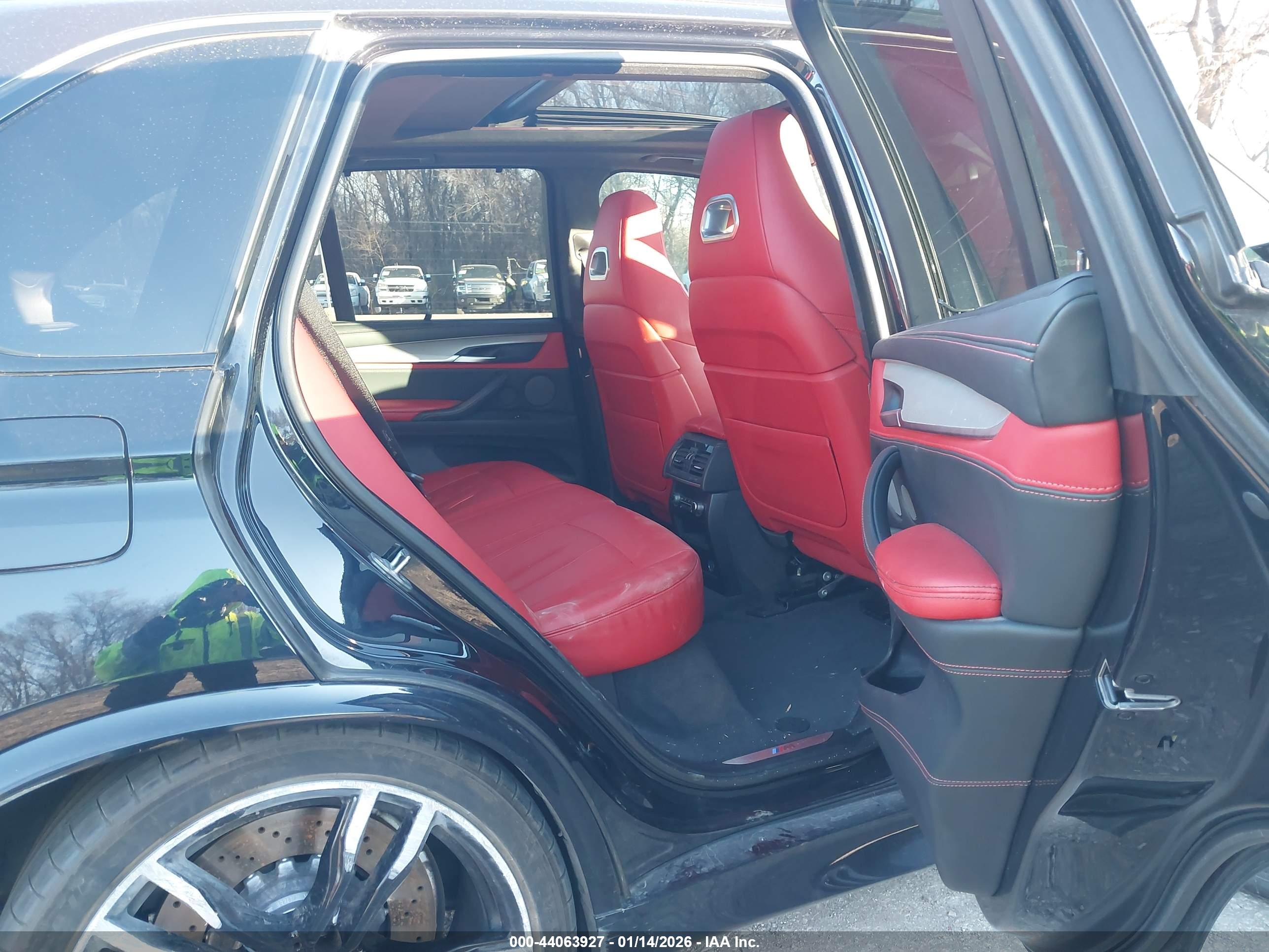 BMW X5 image 8