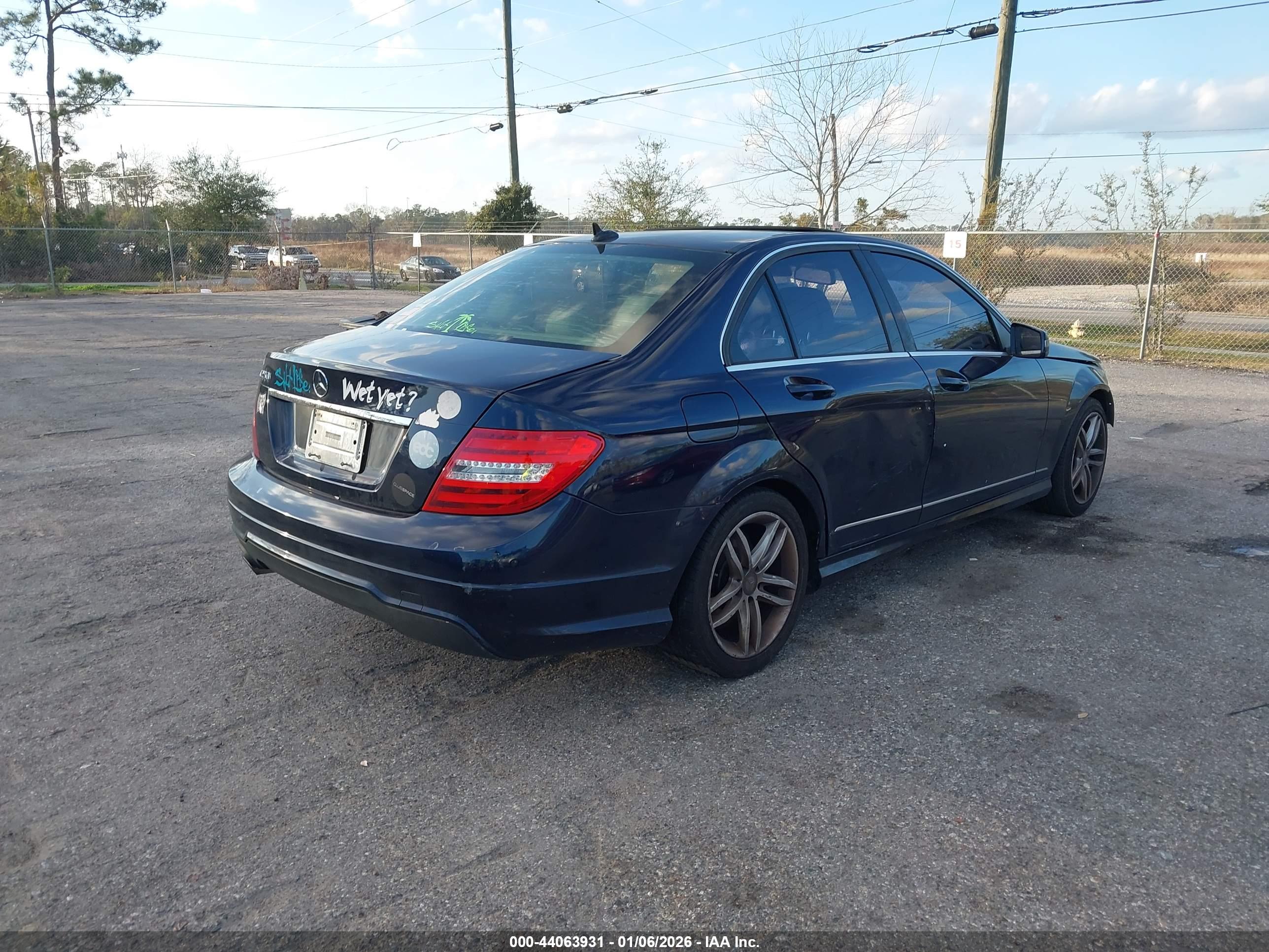 MERCEDES-BENZ C image 4