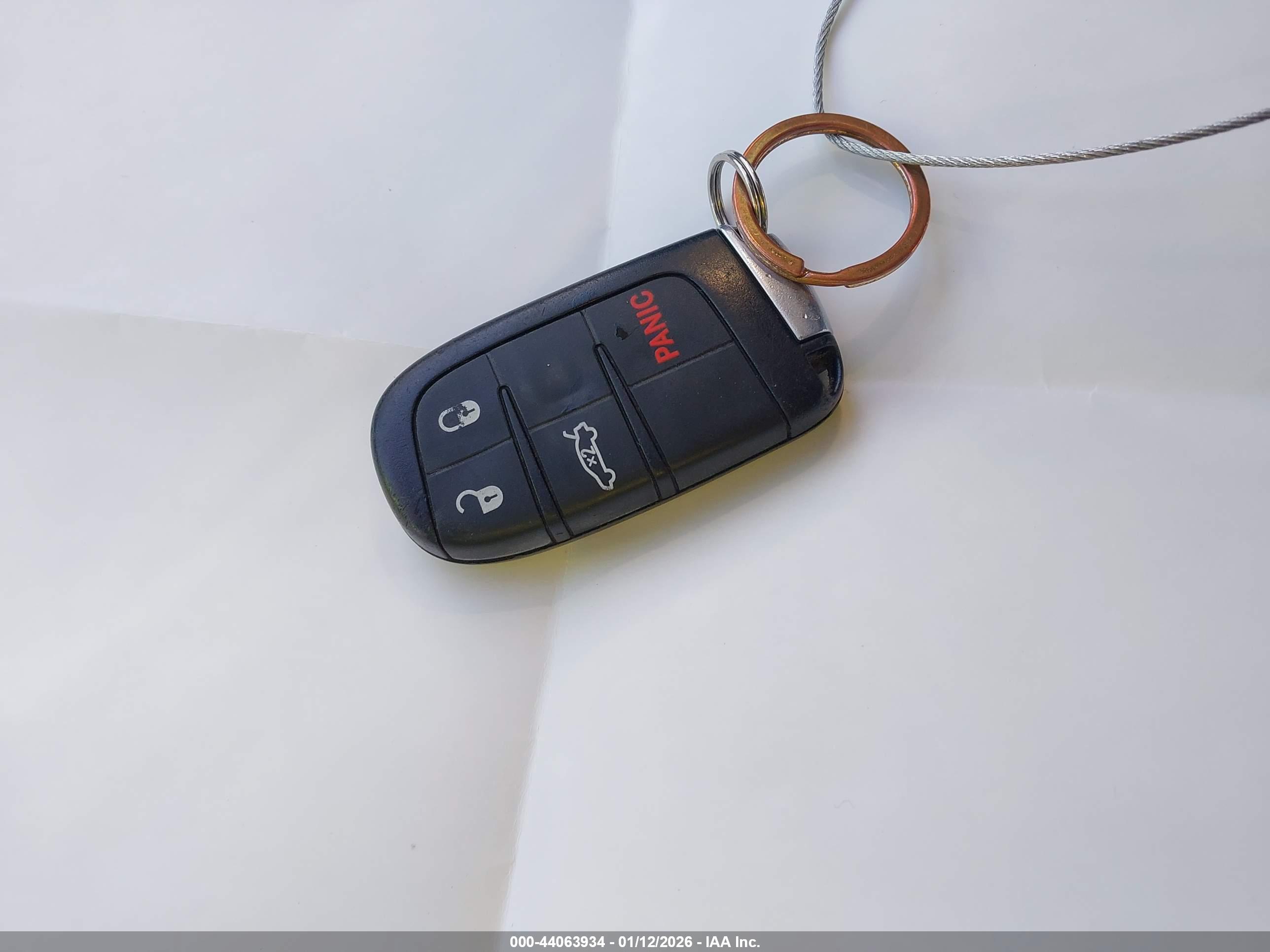 CHRYSLER 300 image 11