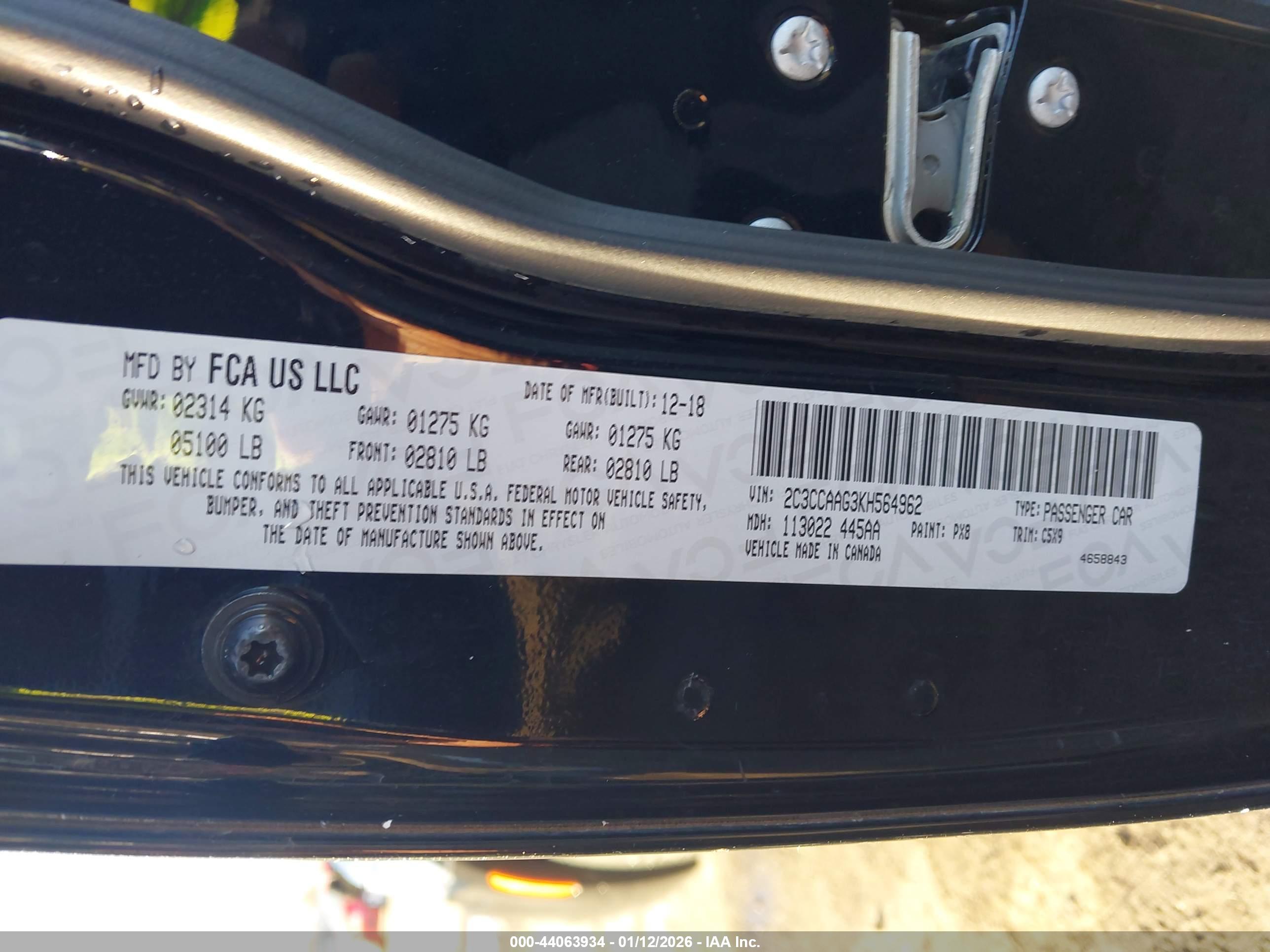 CHRYSLER 300 image 9