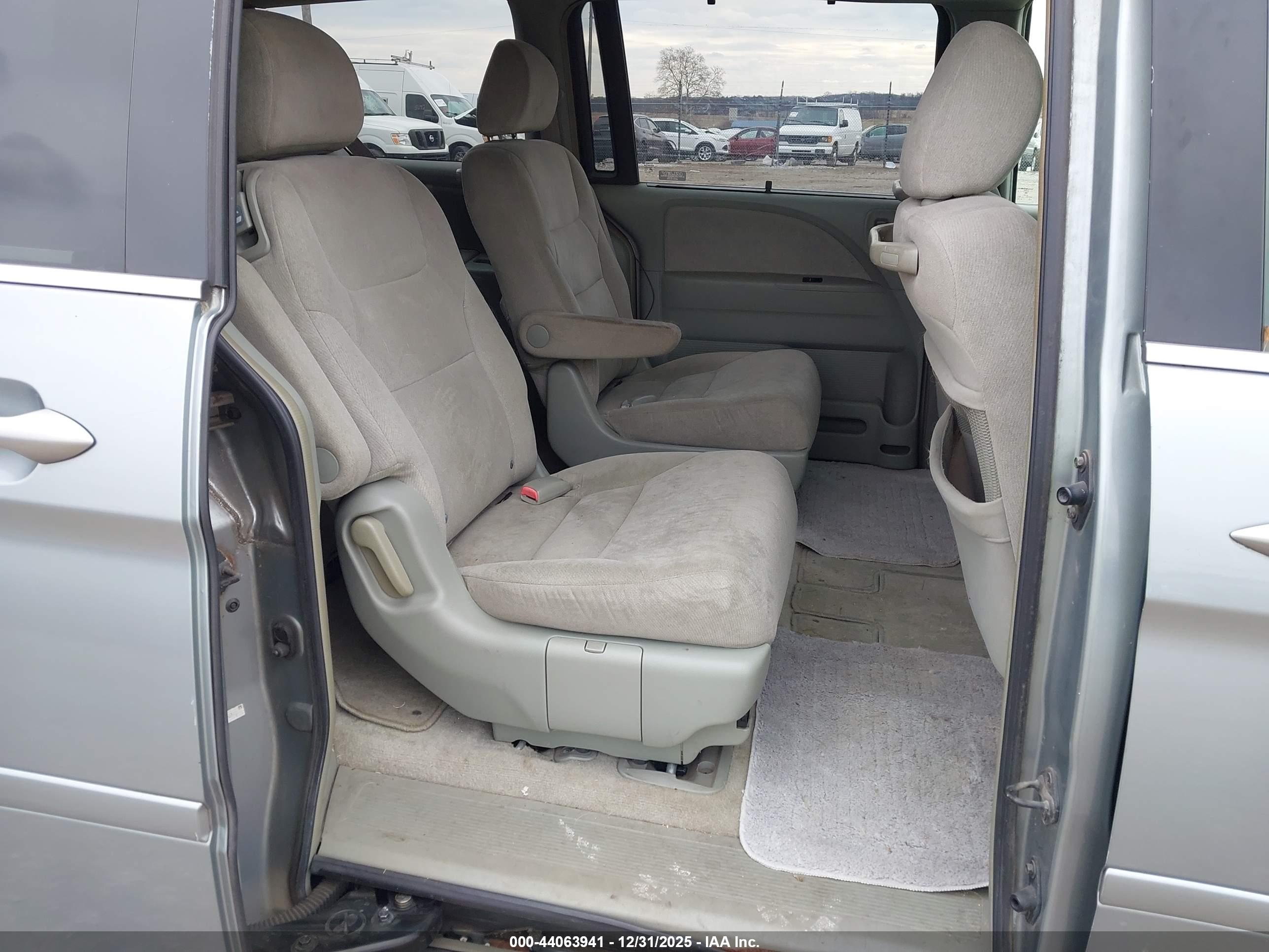 HONDA ODYSSEY image 8
