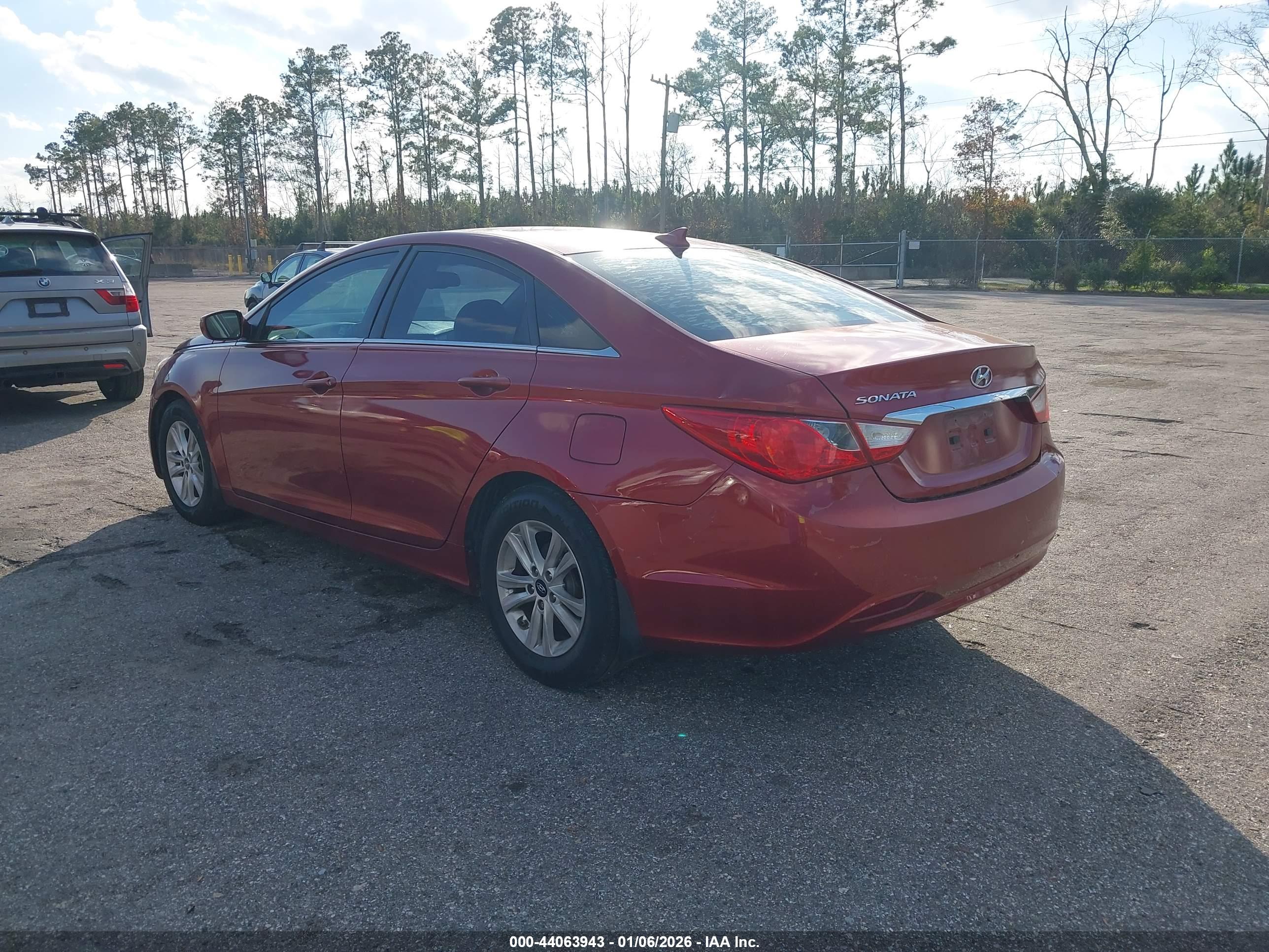 HYUNDAI SONATA image 3