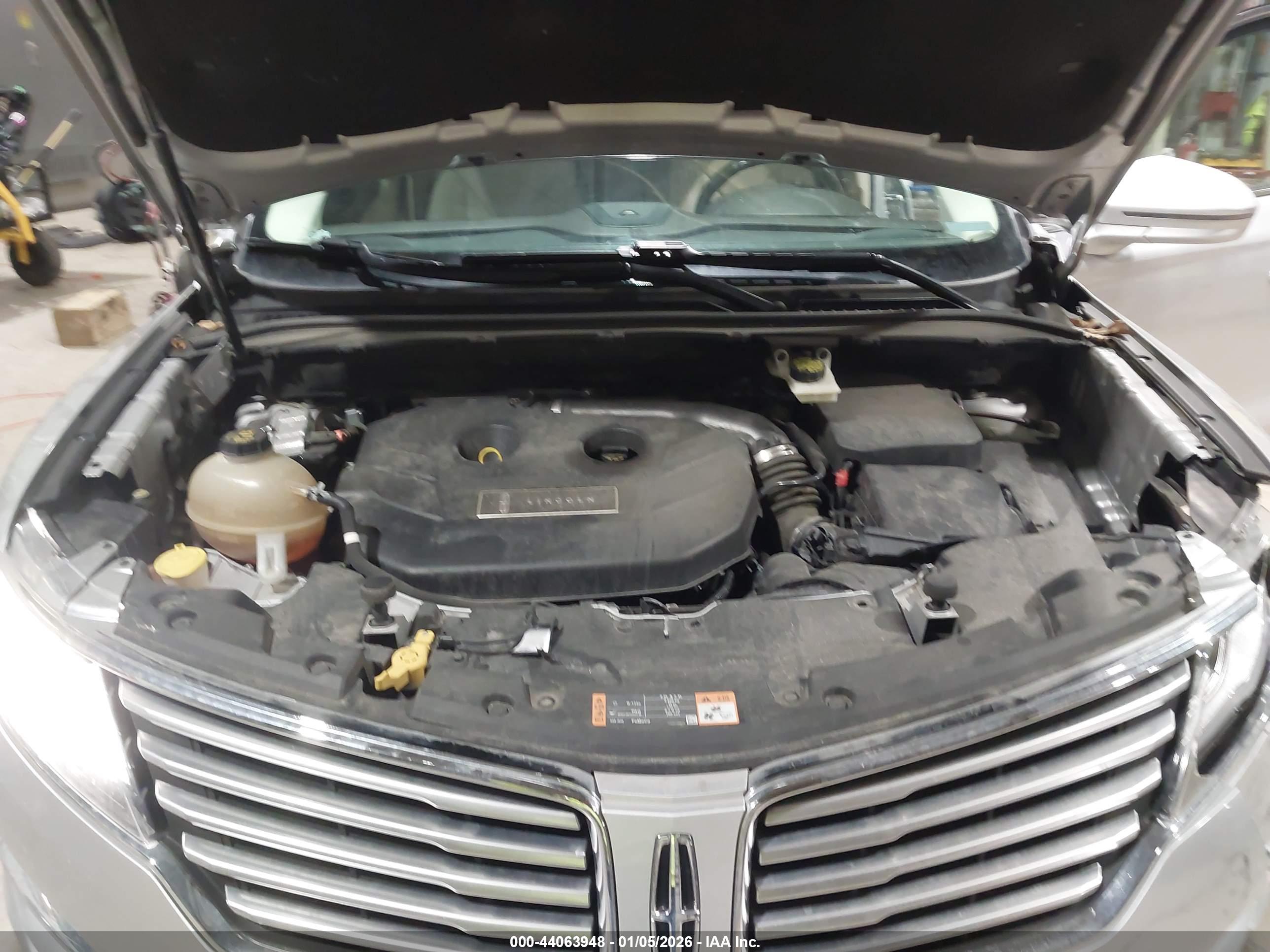 LINCOLN MKC image 10