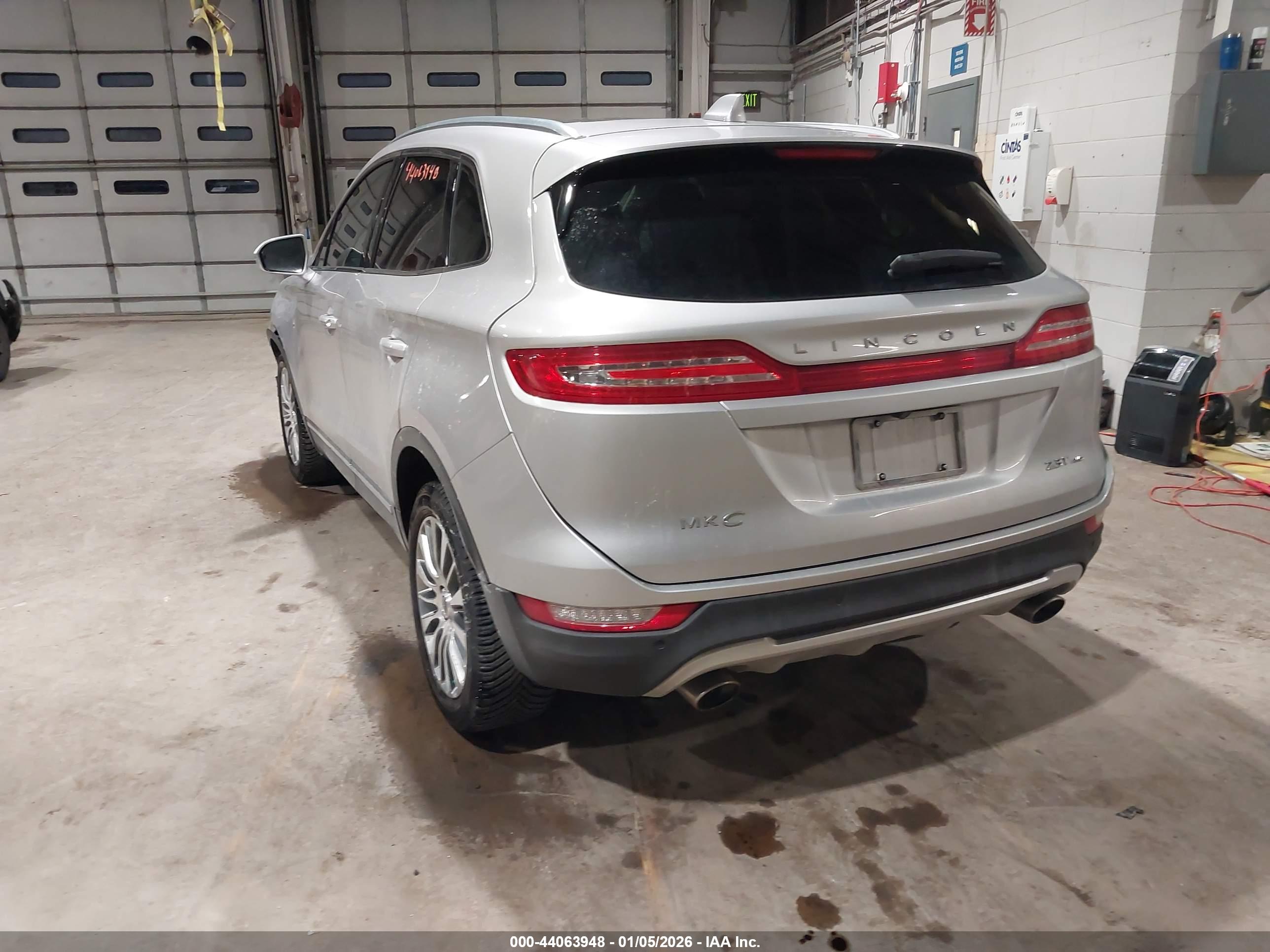 LINCOLN MKC image 3