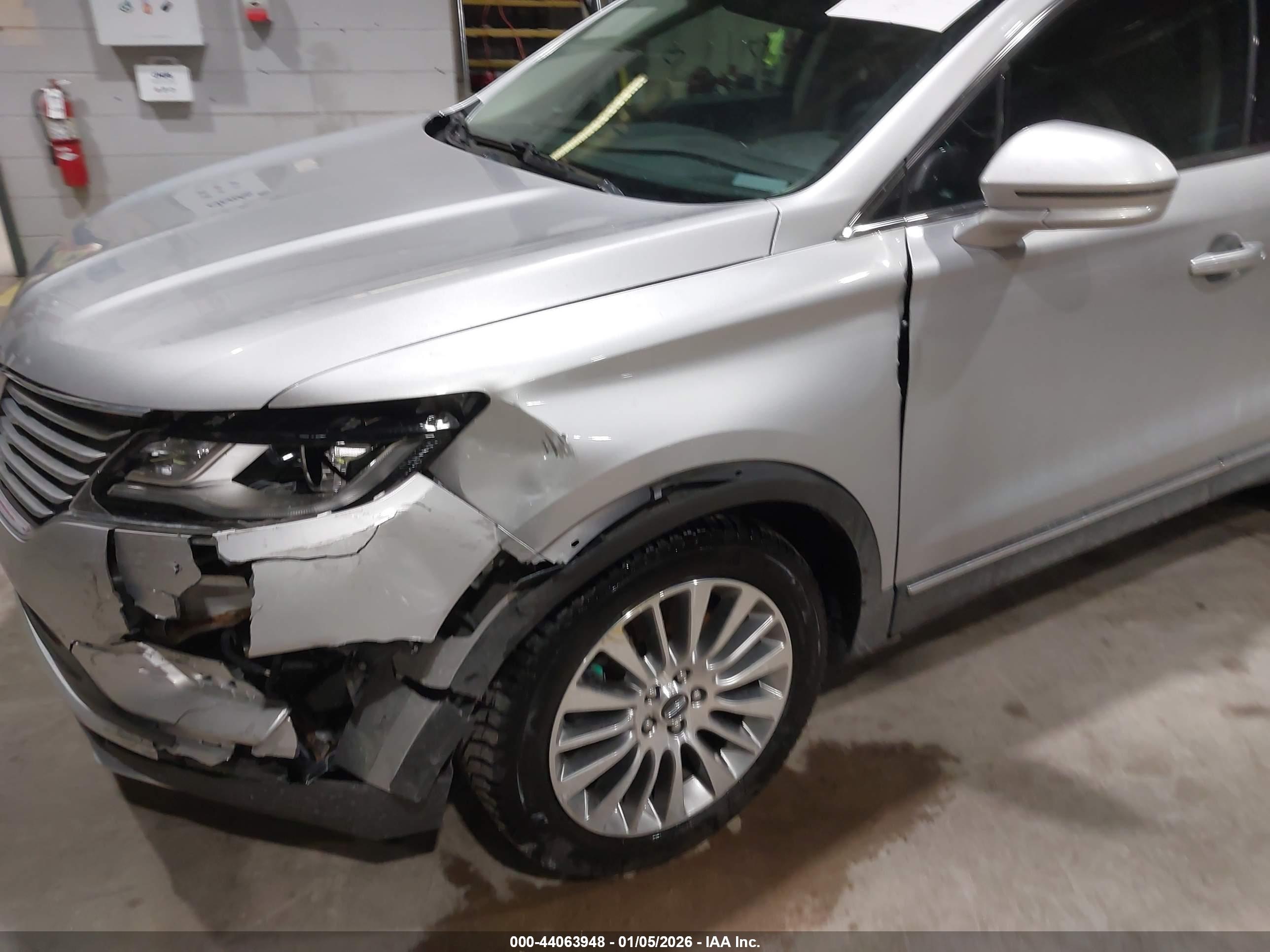 LINCOLN MKC image 6