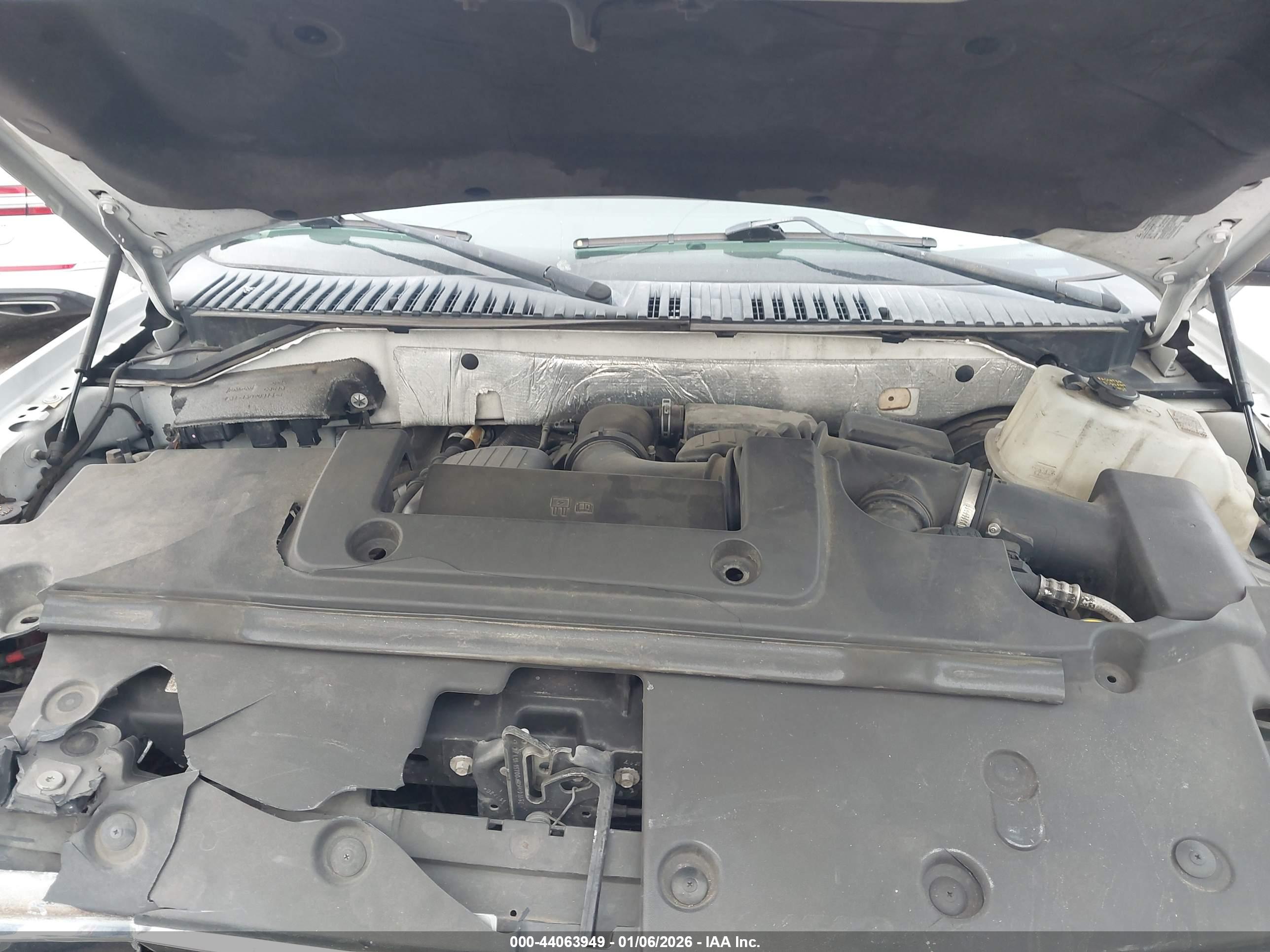 FORD EXPEDITION image 10