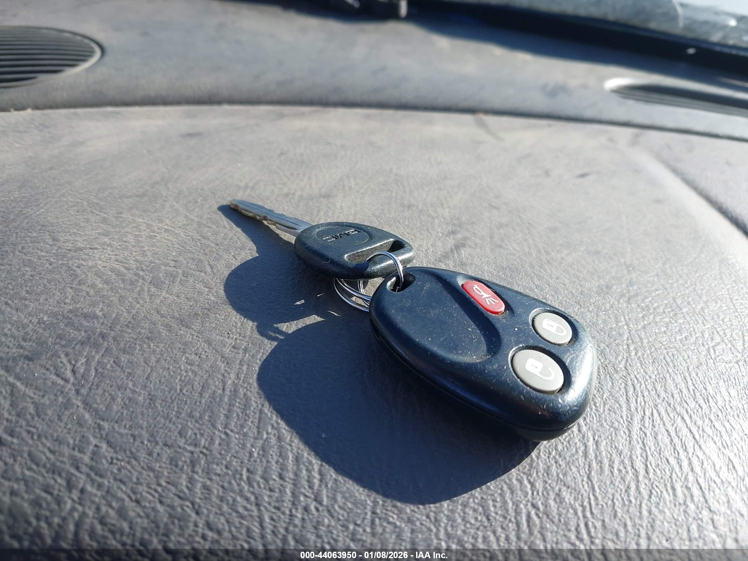 GMC ENVOY image 11