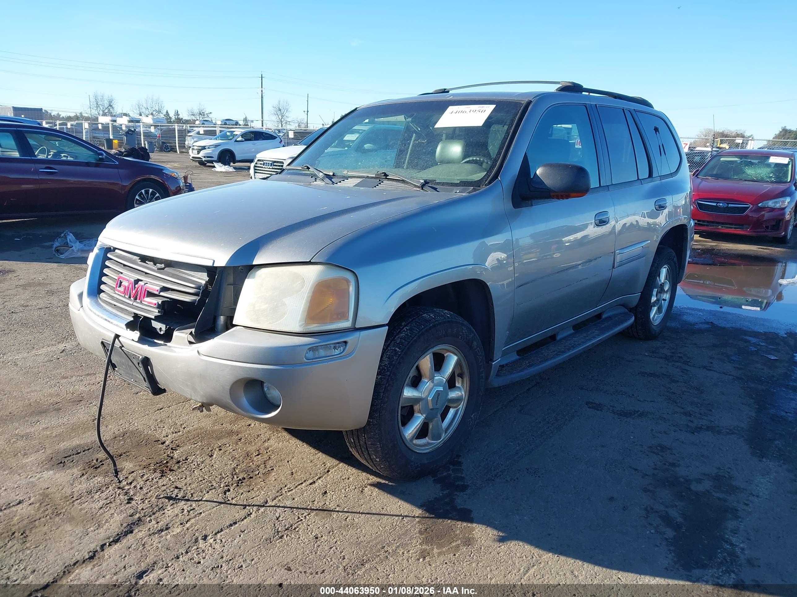 GMC ENVOY image 2