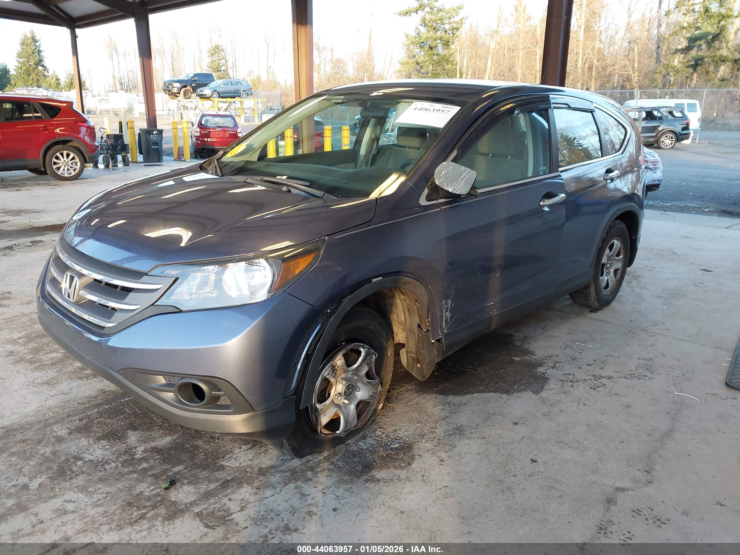 HONDA CR-V image 2