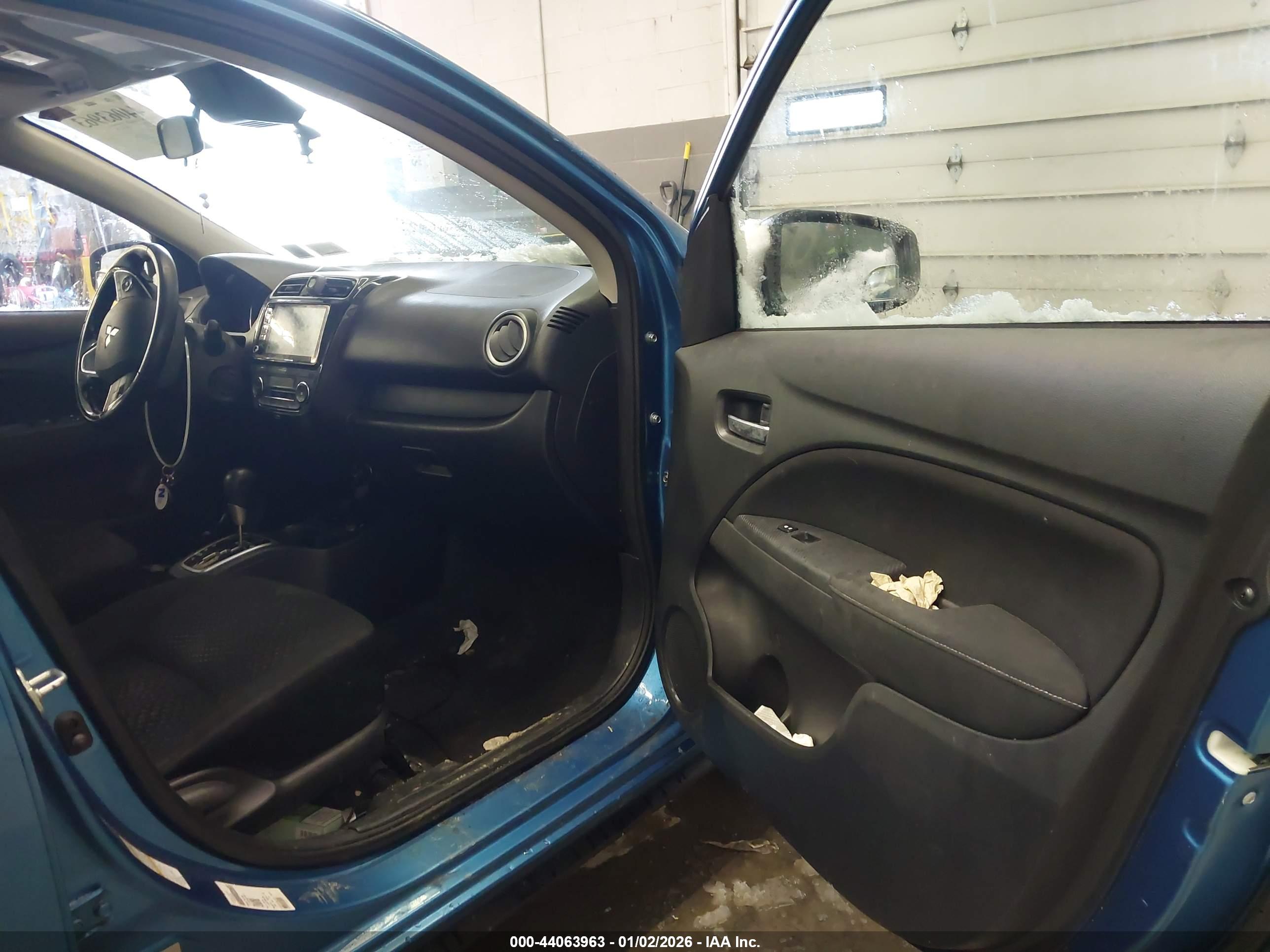 MITSUBISHI MIRAGE image 5