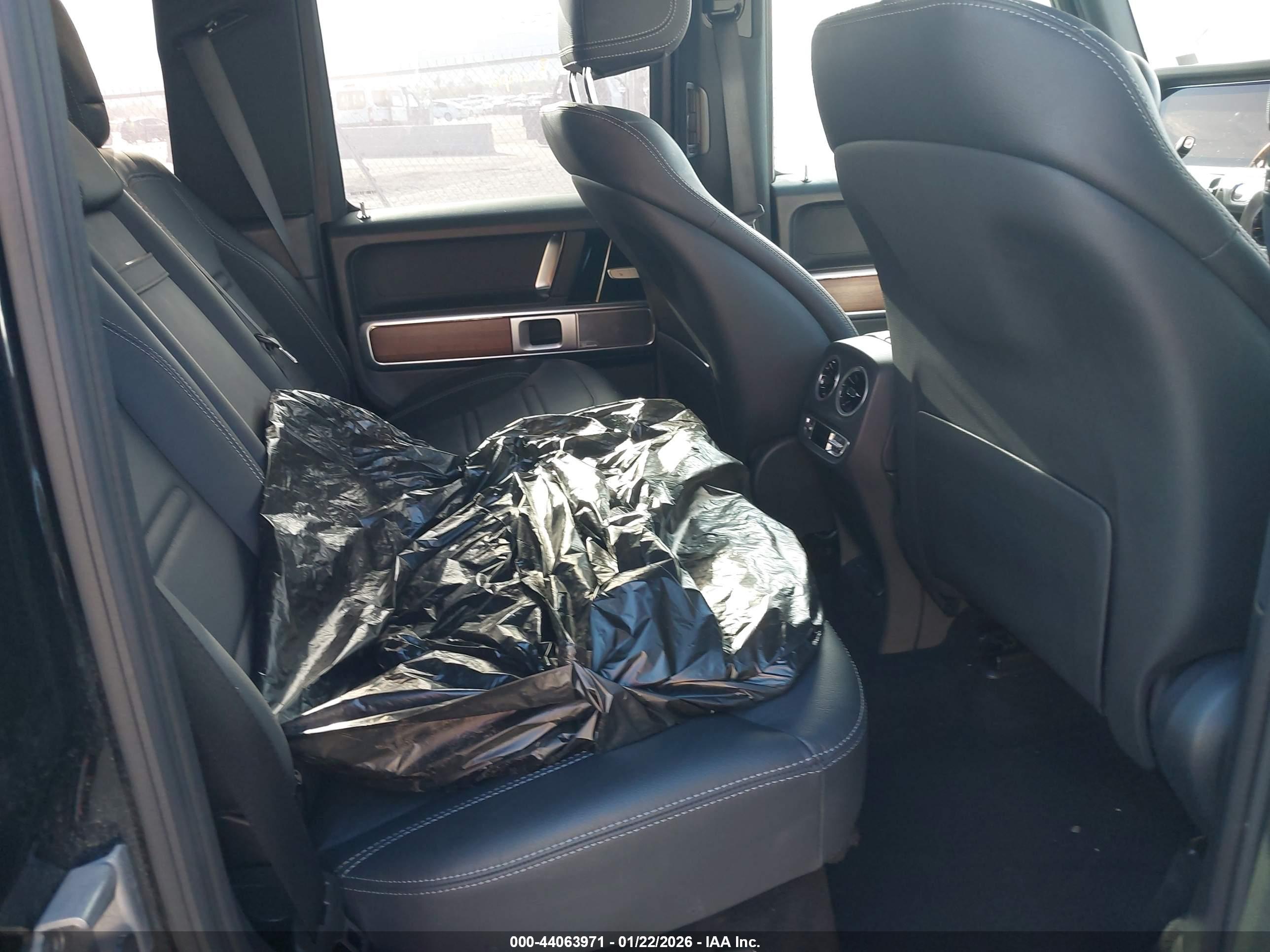 MERCEDES-BENZ G image 8