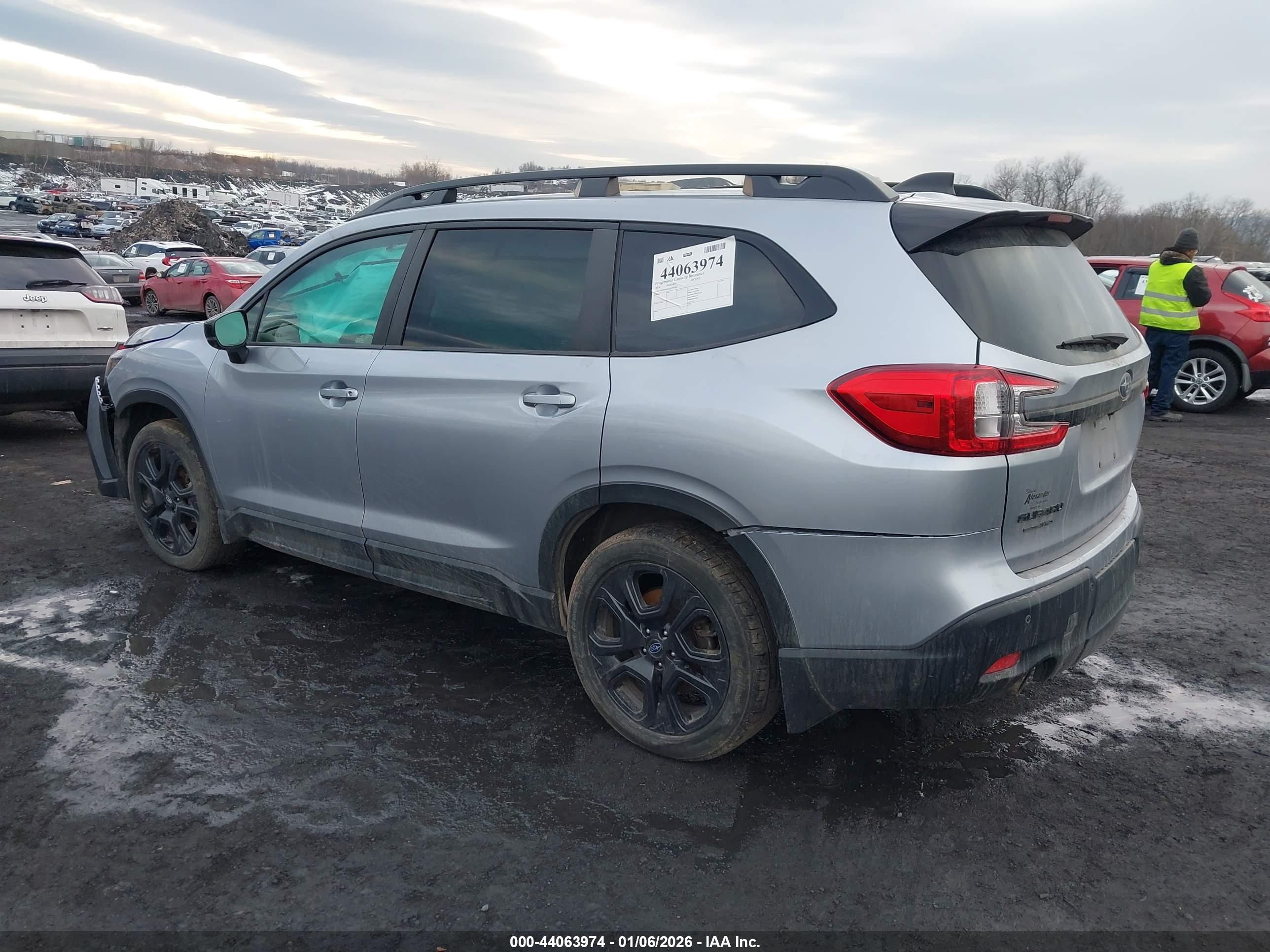 SUBARU ASCENT image 3