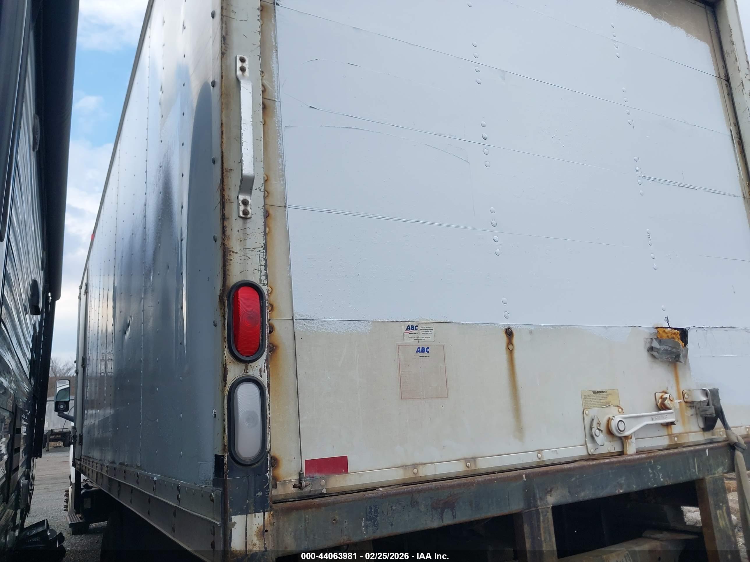 GMC C7500 image 3