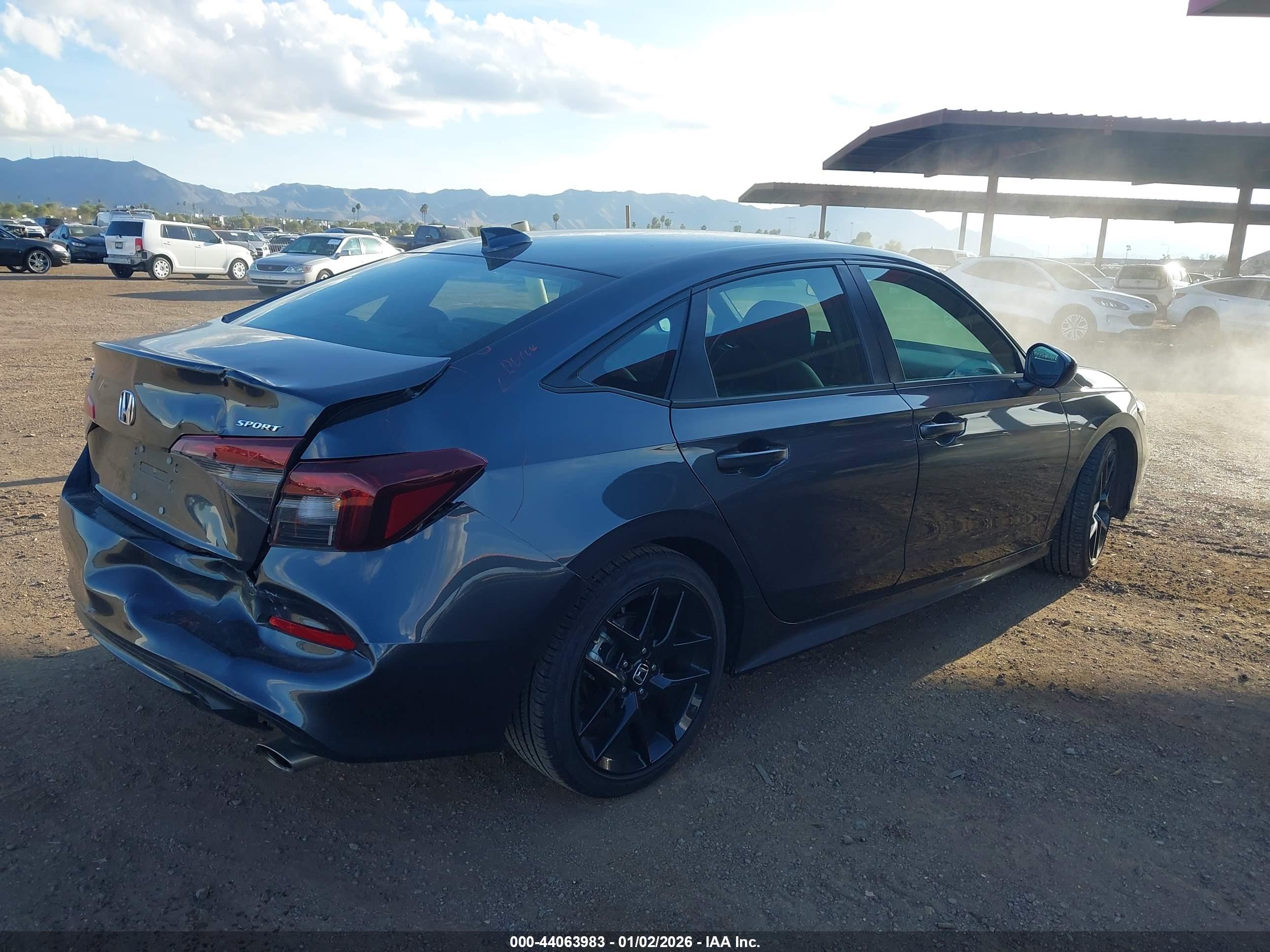 HONDA CIVIC image 4