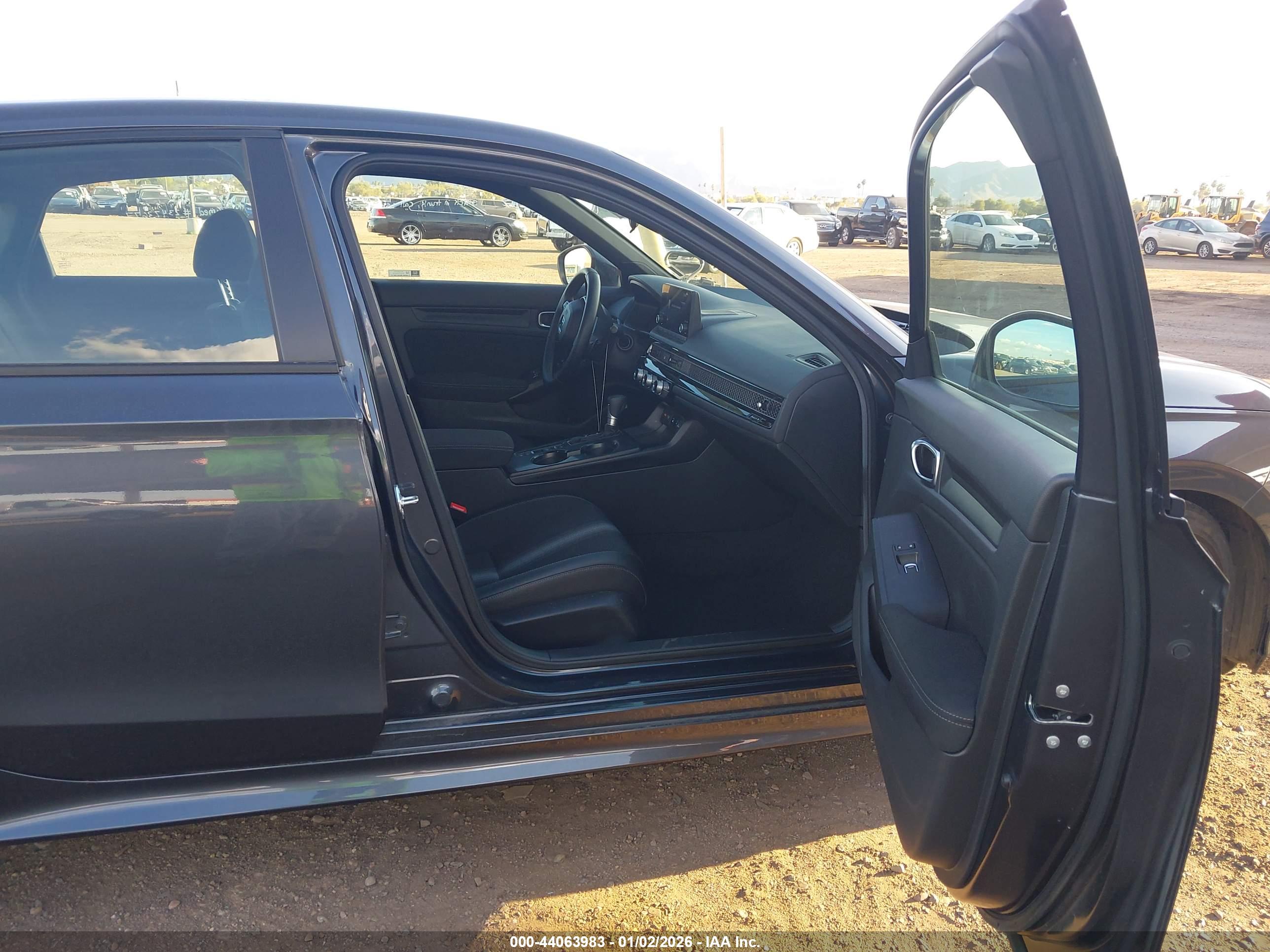 HONDA CIVIC image 5