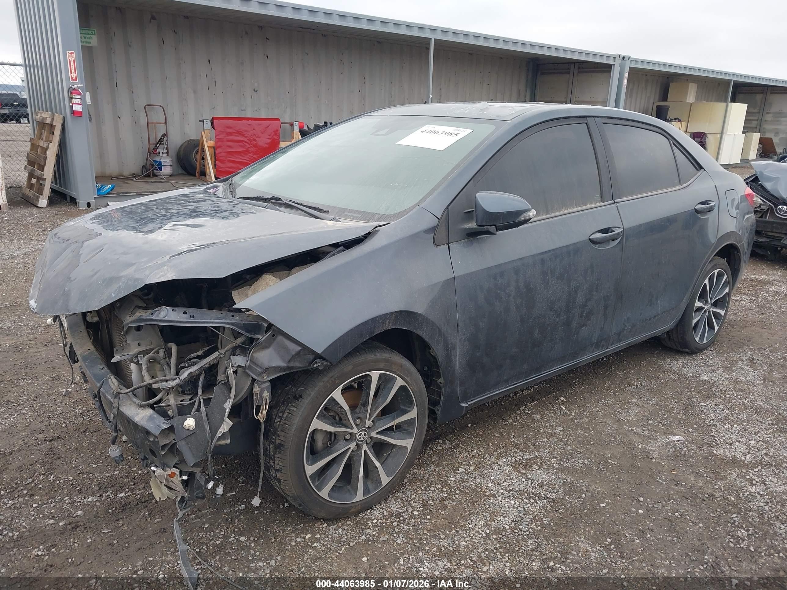TOYOTA COROLLA image 2