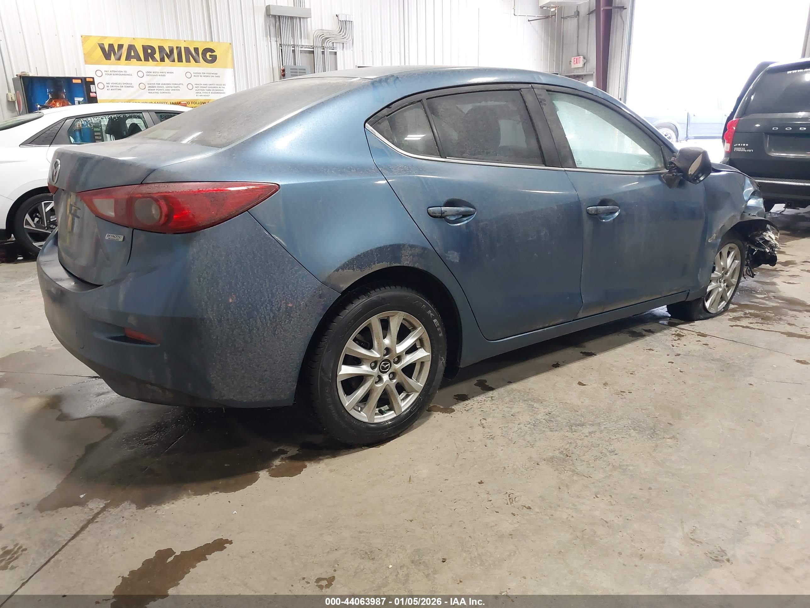 MAZDA MAZDA3 image 4