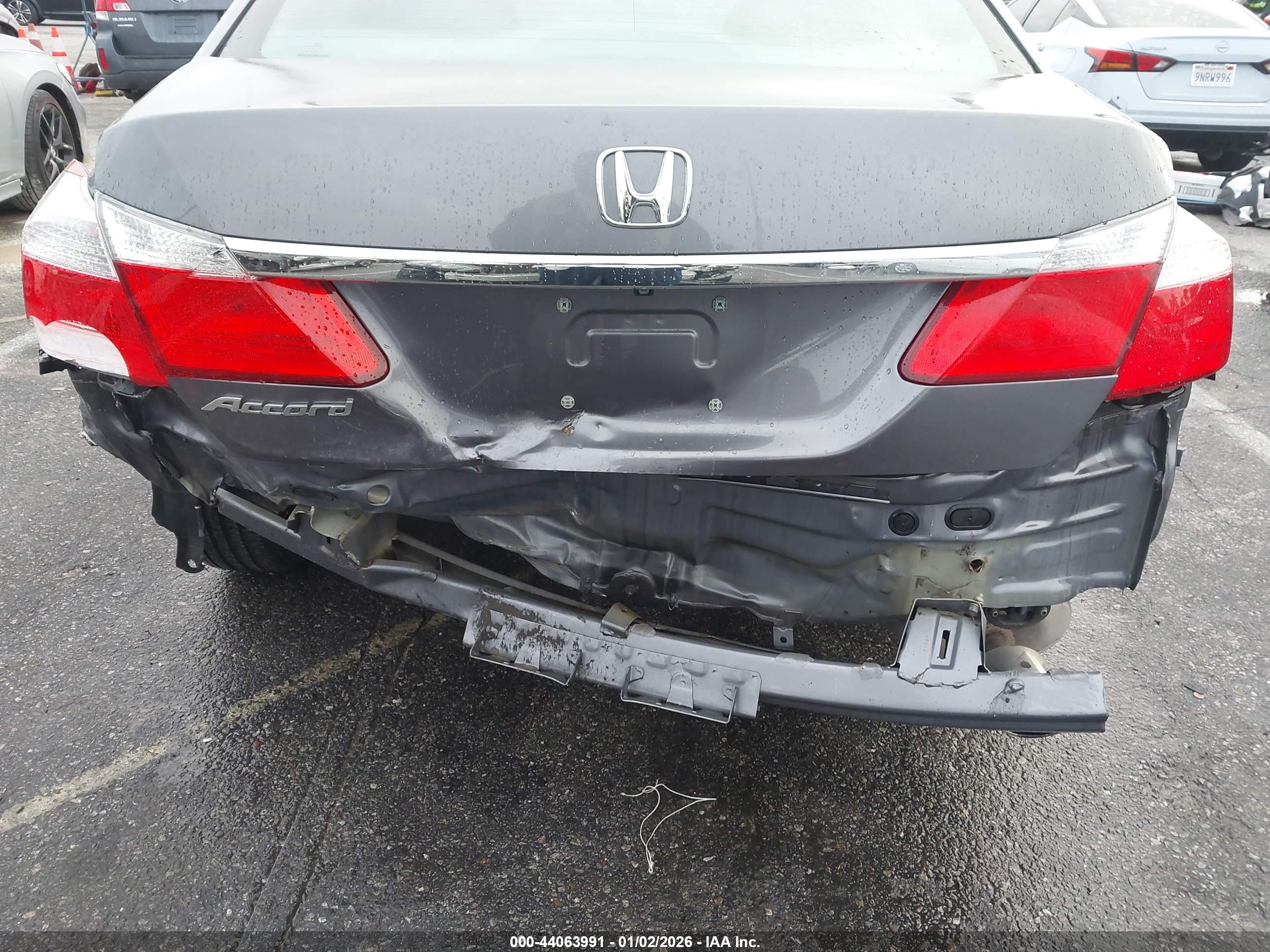 HONDA ACCORD image 6