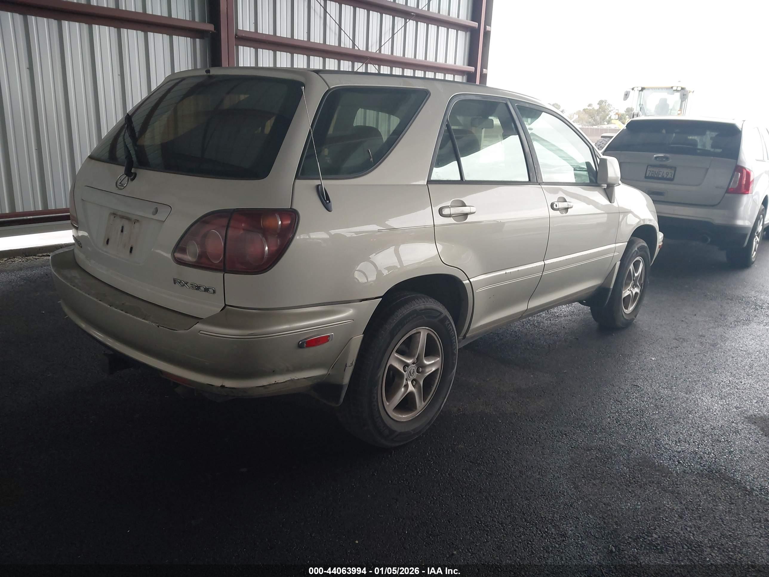 LEXUS RX image 4