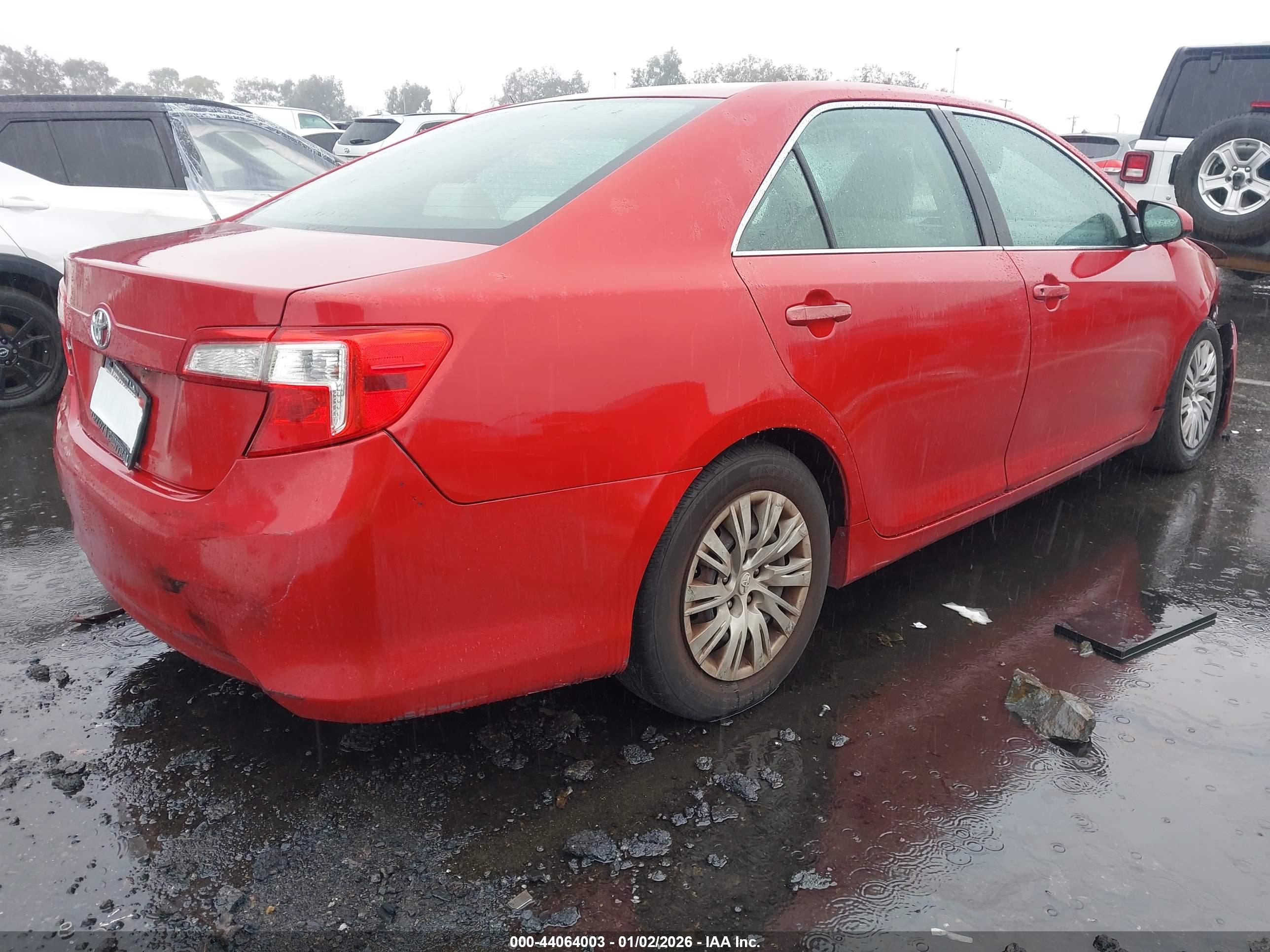 TOYOTA CAMRY image 4
