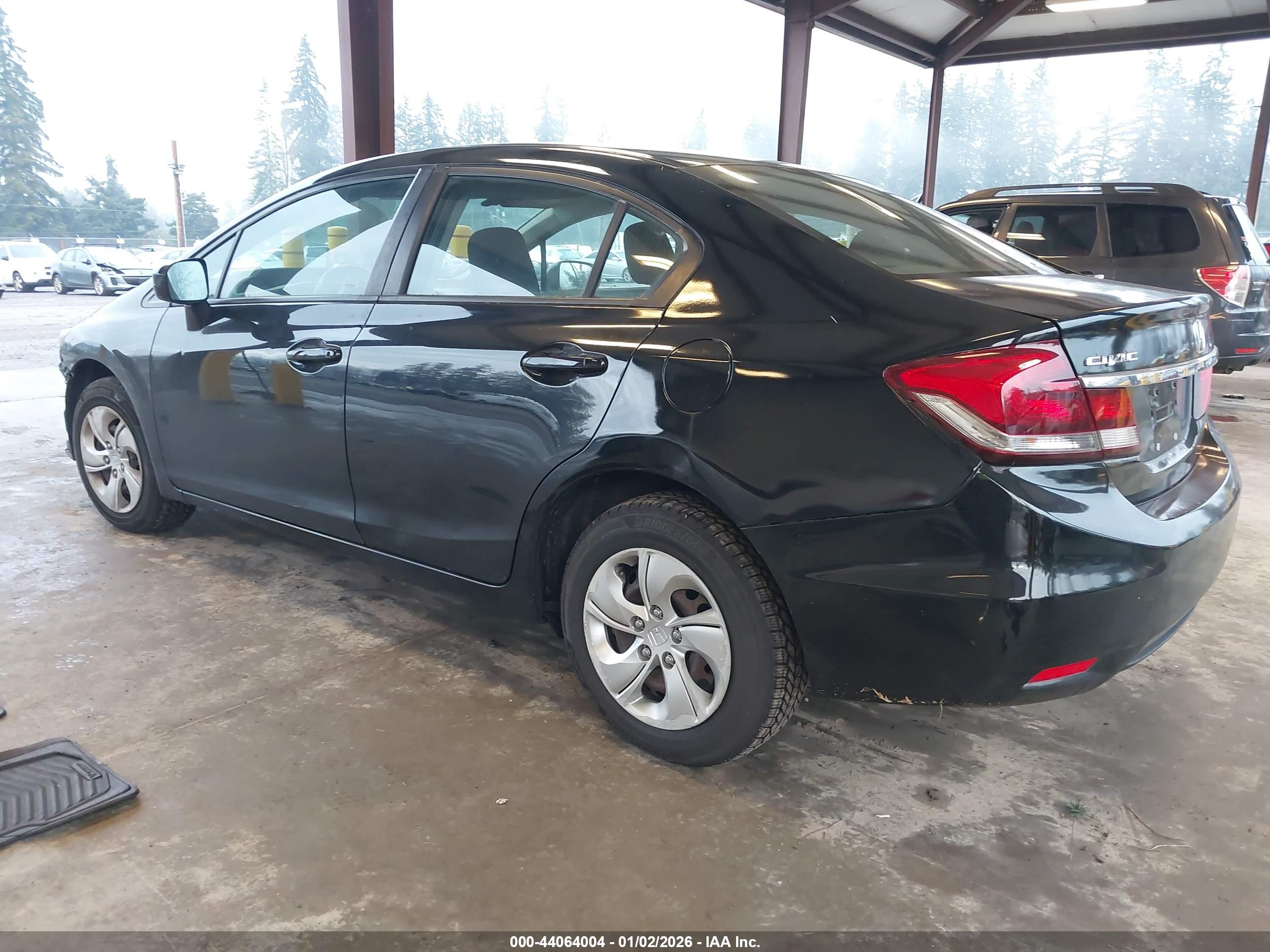HONDA CIVIC image 3