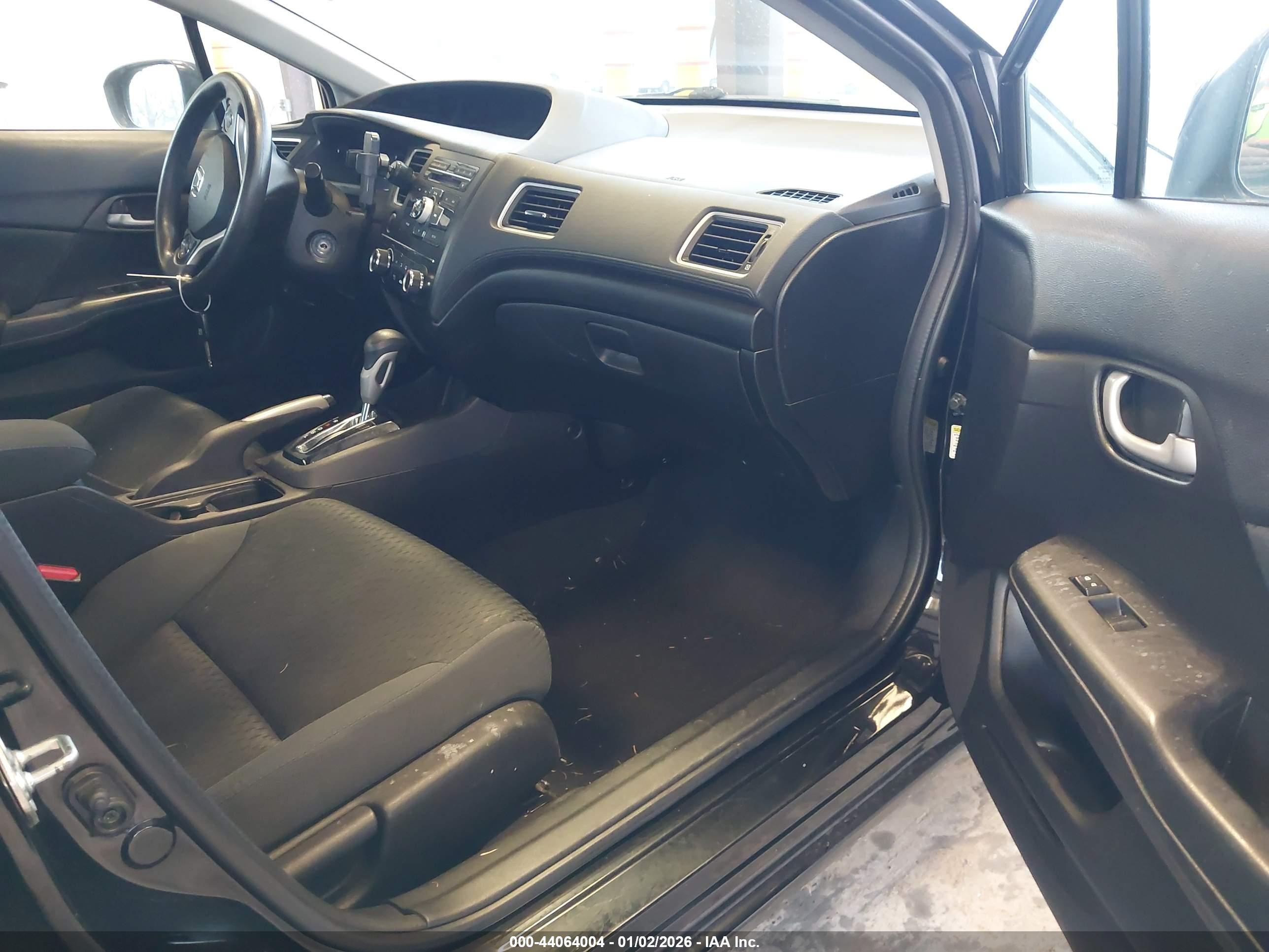 HONDA CIVIC image 5