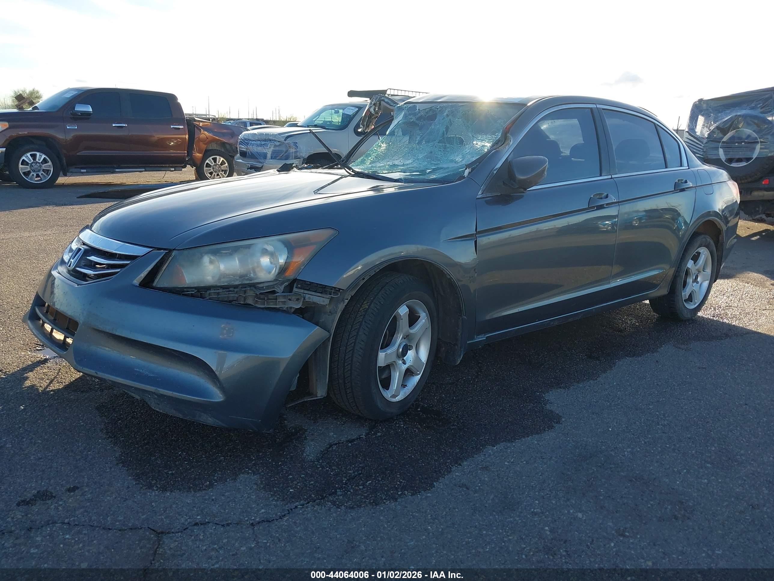 HONDA ACCORD image 2