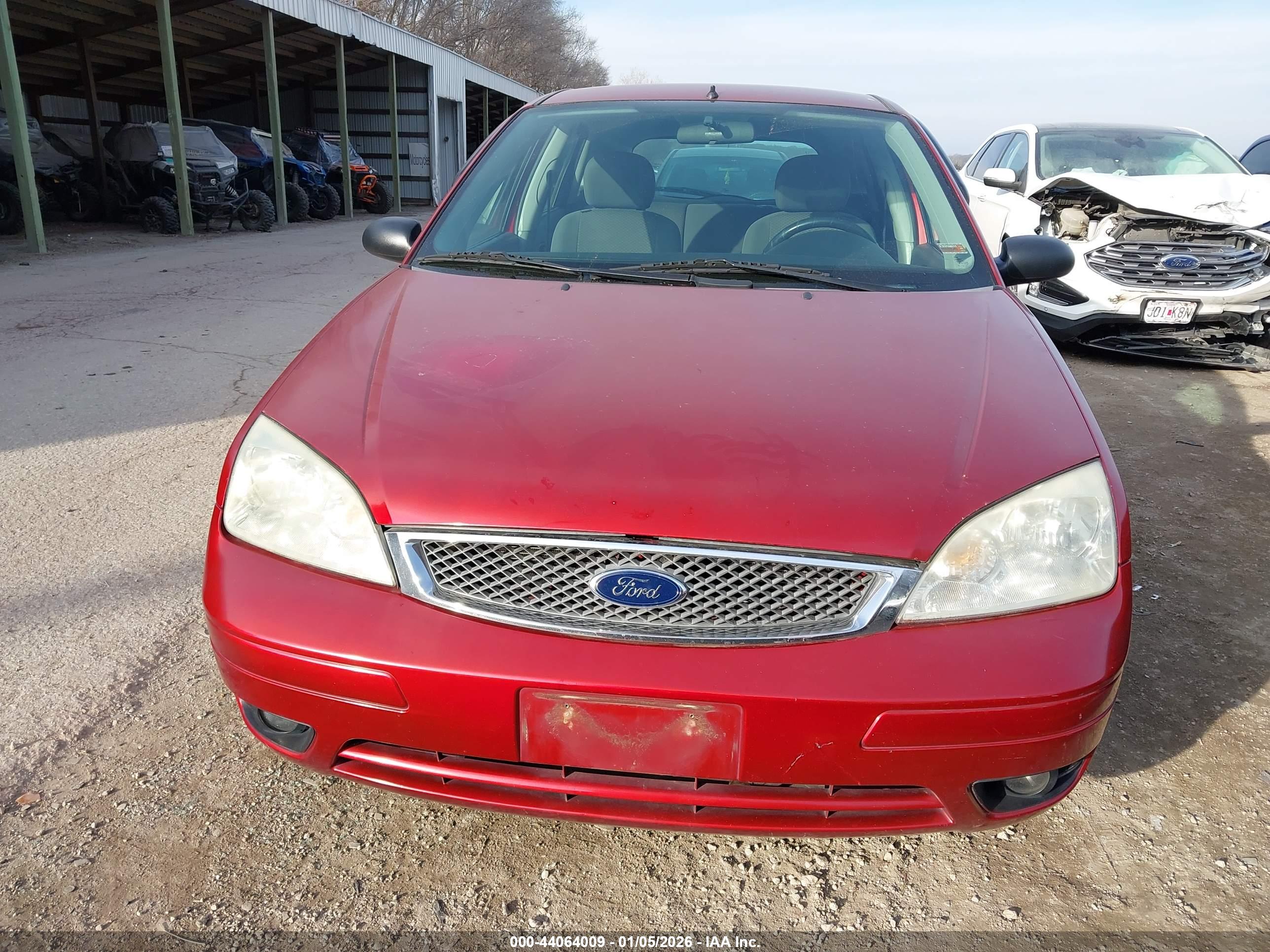 FORD FOCUS image 6