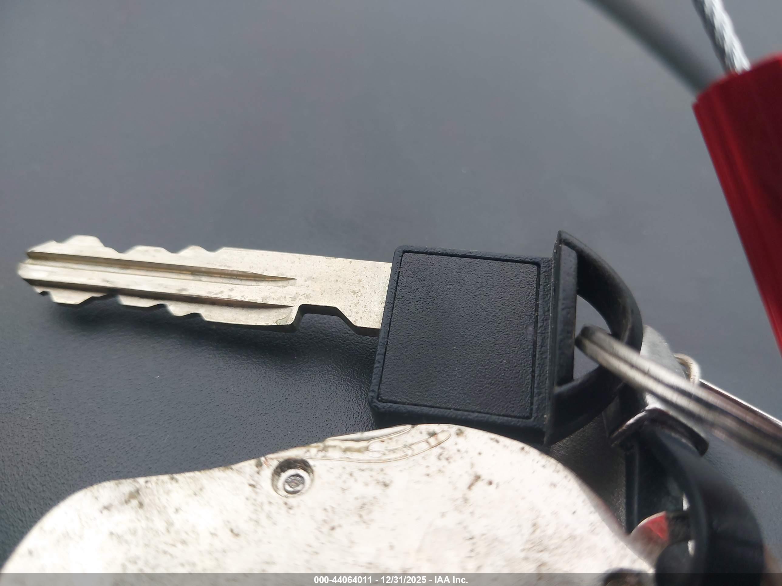 NISSAN ROGUE image 11
