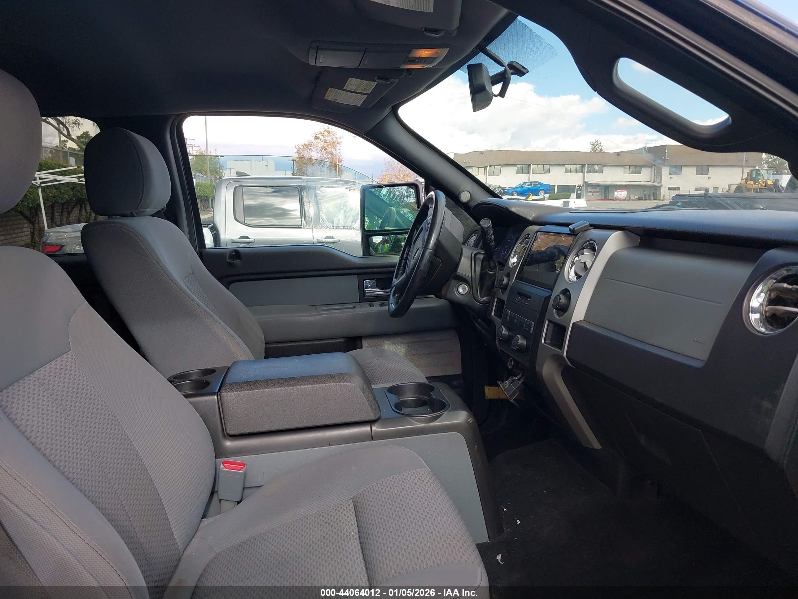 FORD F-150 image 5
