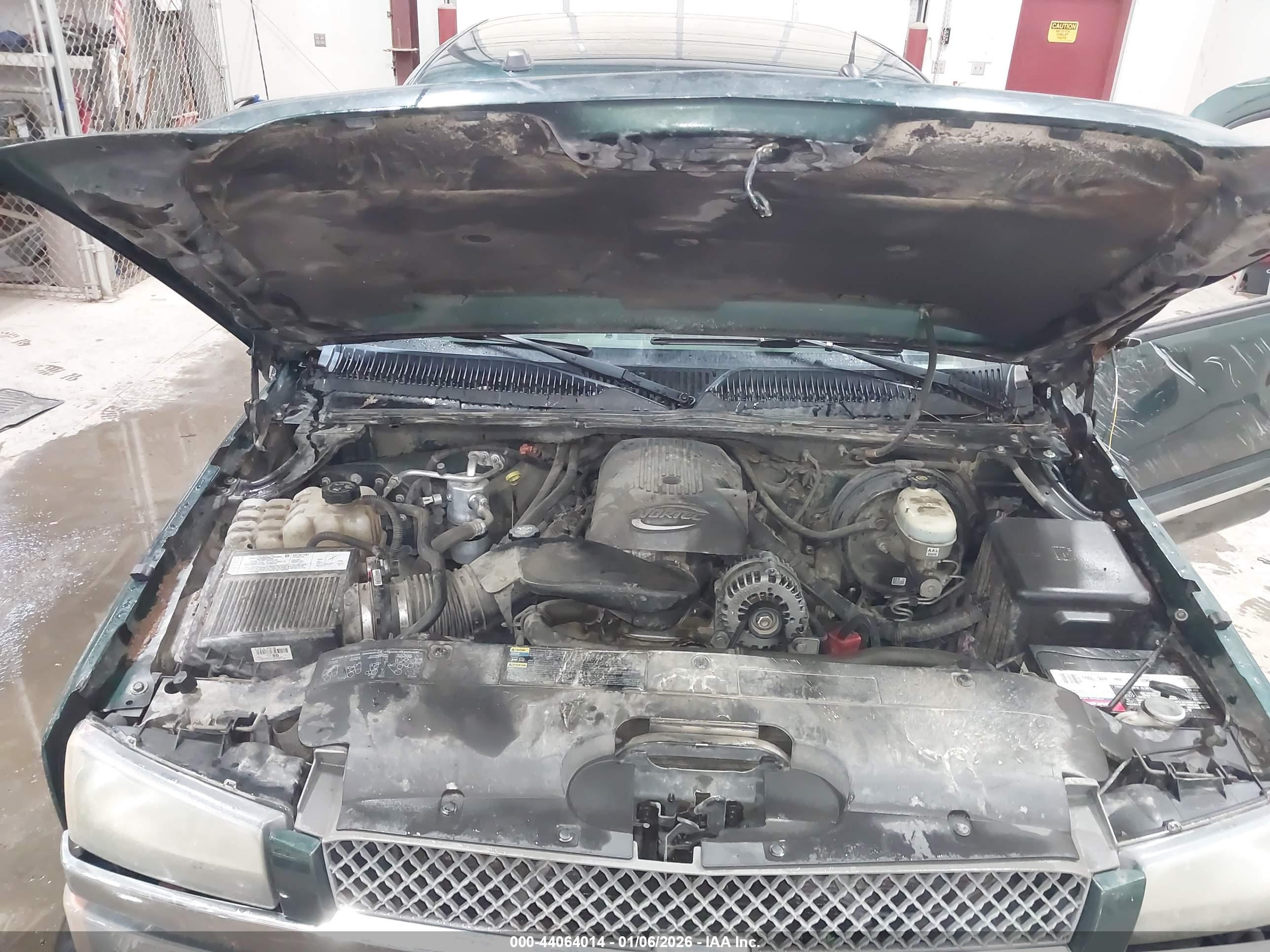 CHEVROLET SILVERADO image 10