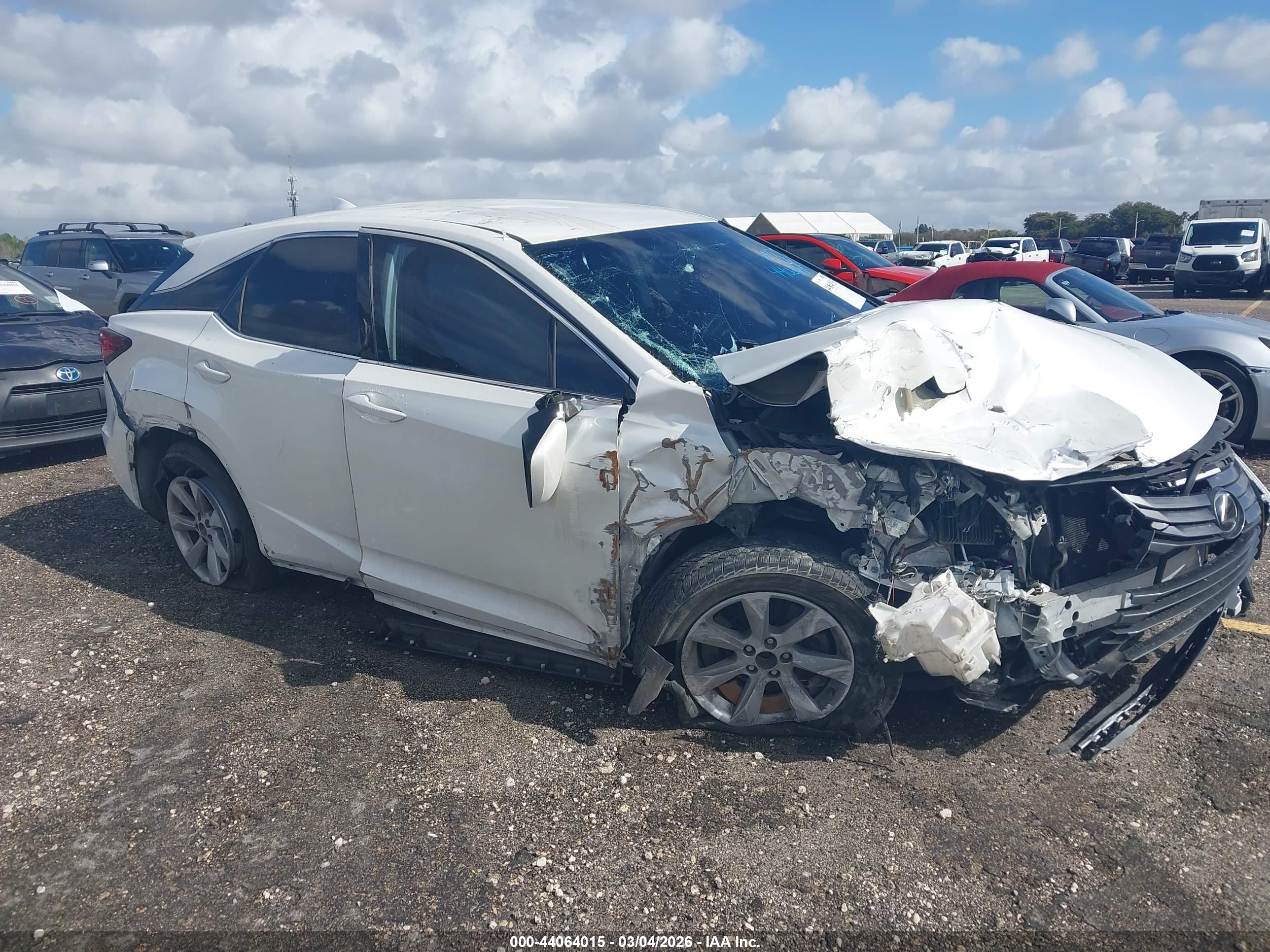 LEXUS RX image 6