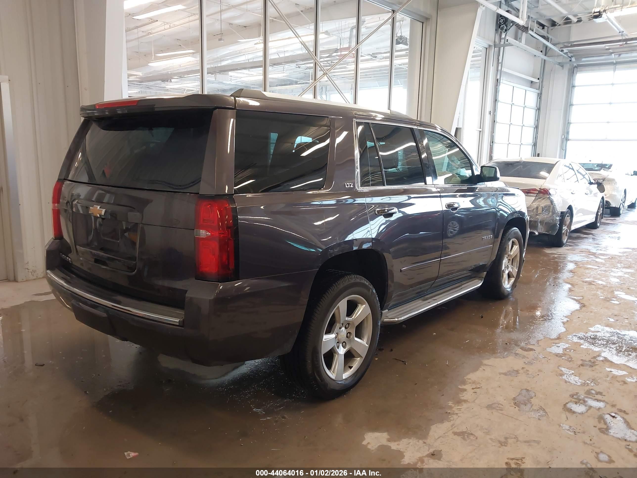 CHEVROLET TAHOE image 4