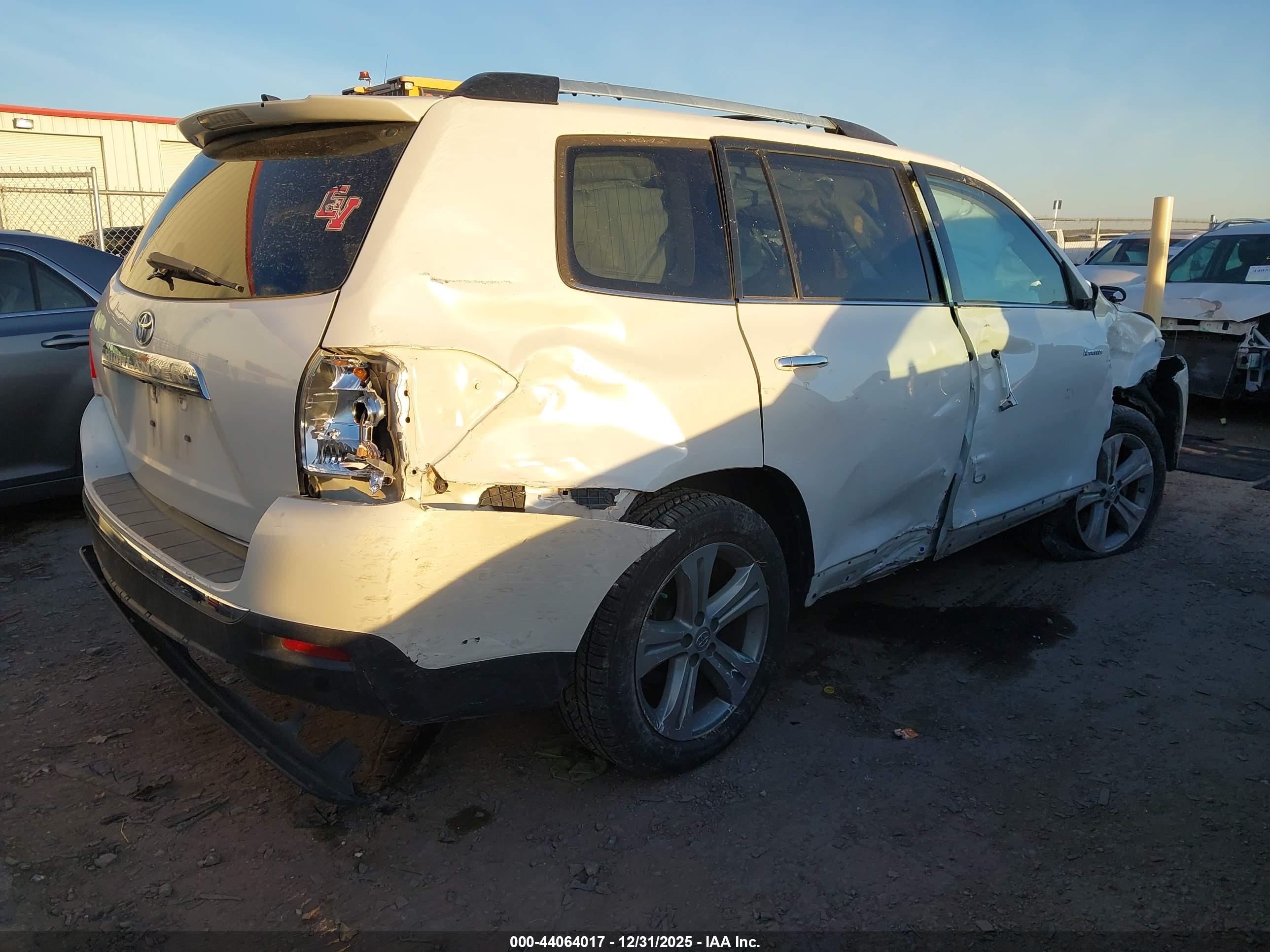 TOYOTA HIGHLANDER image 4
