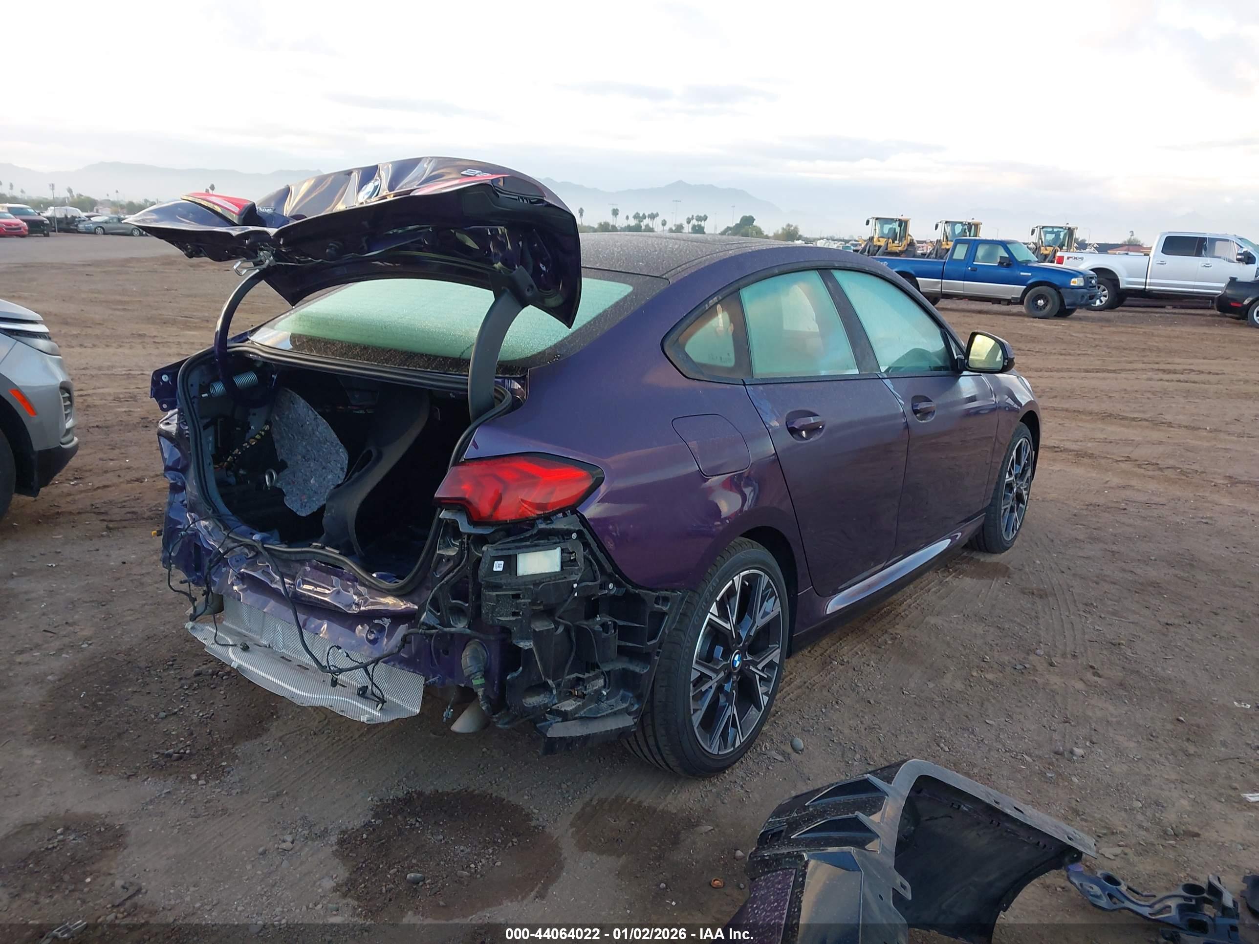BMW 228 image 4