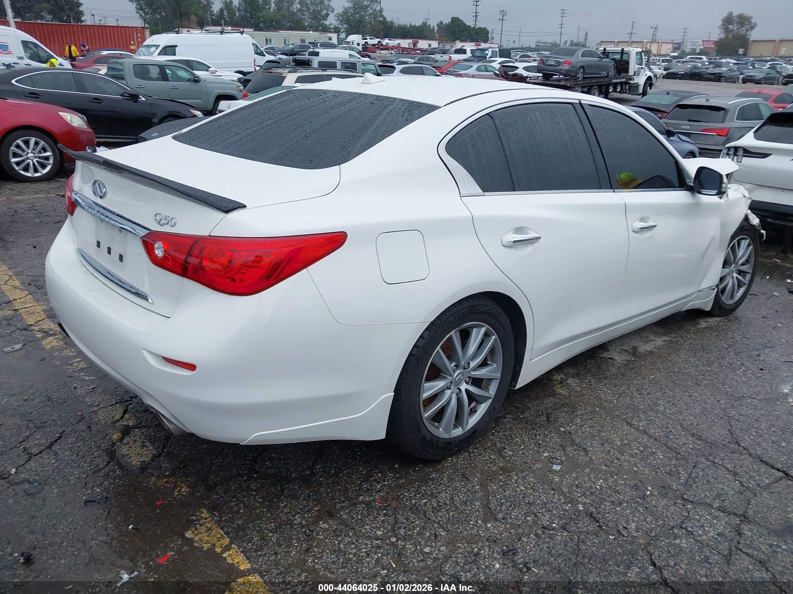 INFINITI Q50 image 4
