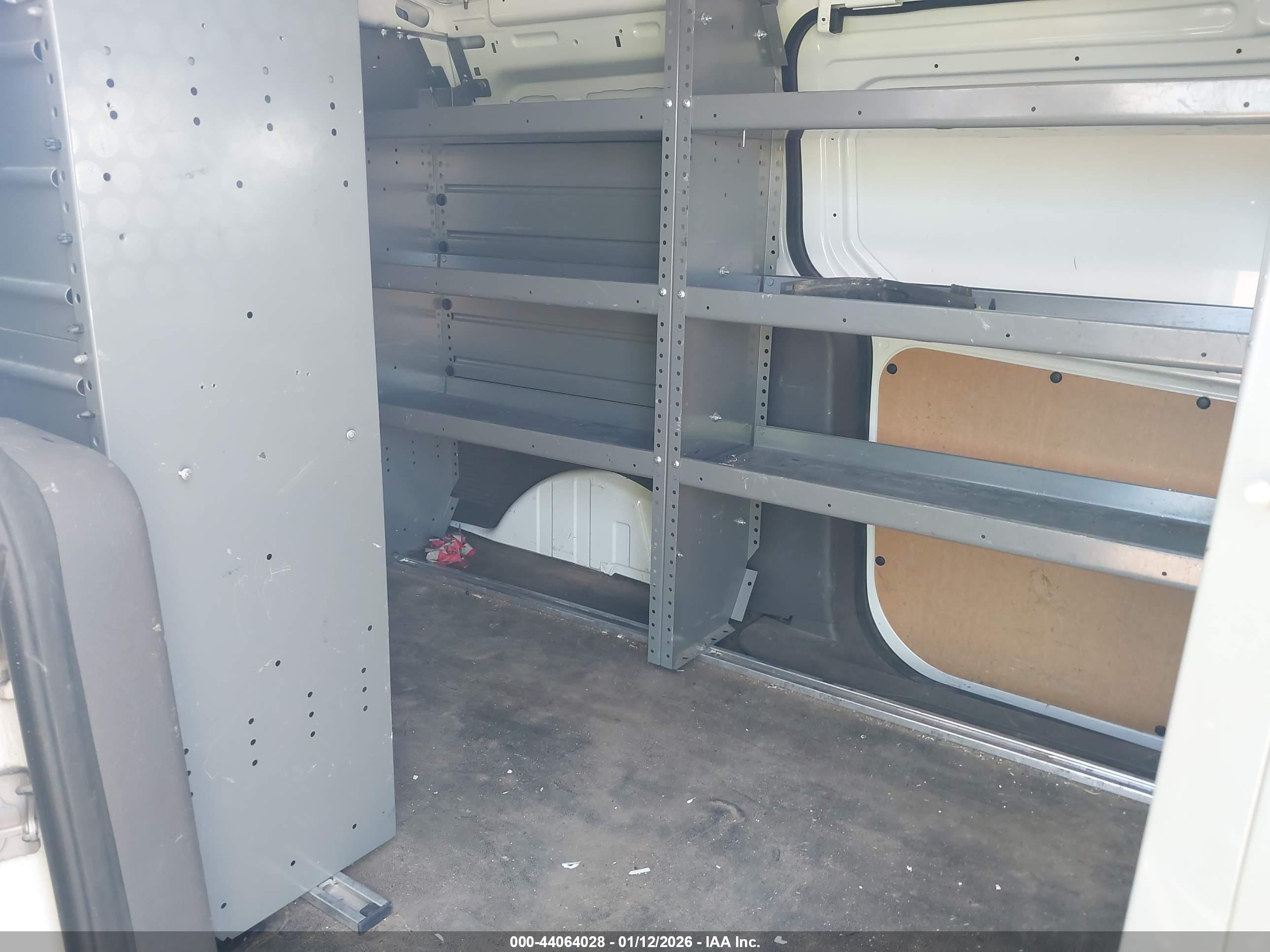 FORD TRANSIT image 8